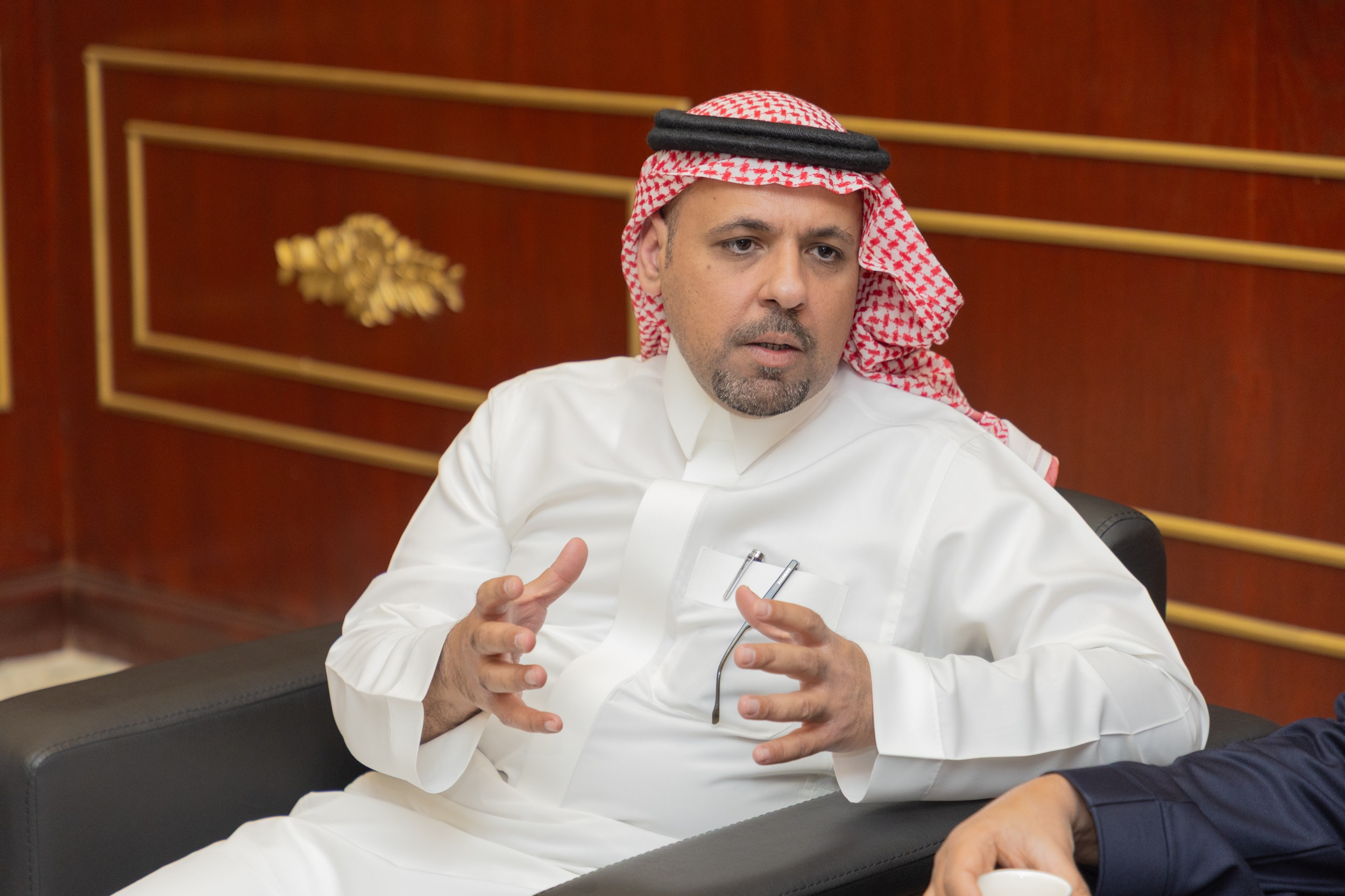 رئيس رابطة دوري المحترفين المهندس عبدالعزيز العفالق يزور الفيحاء