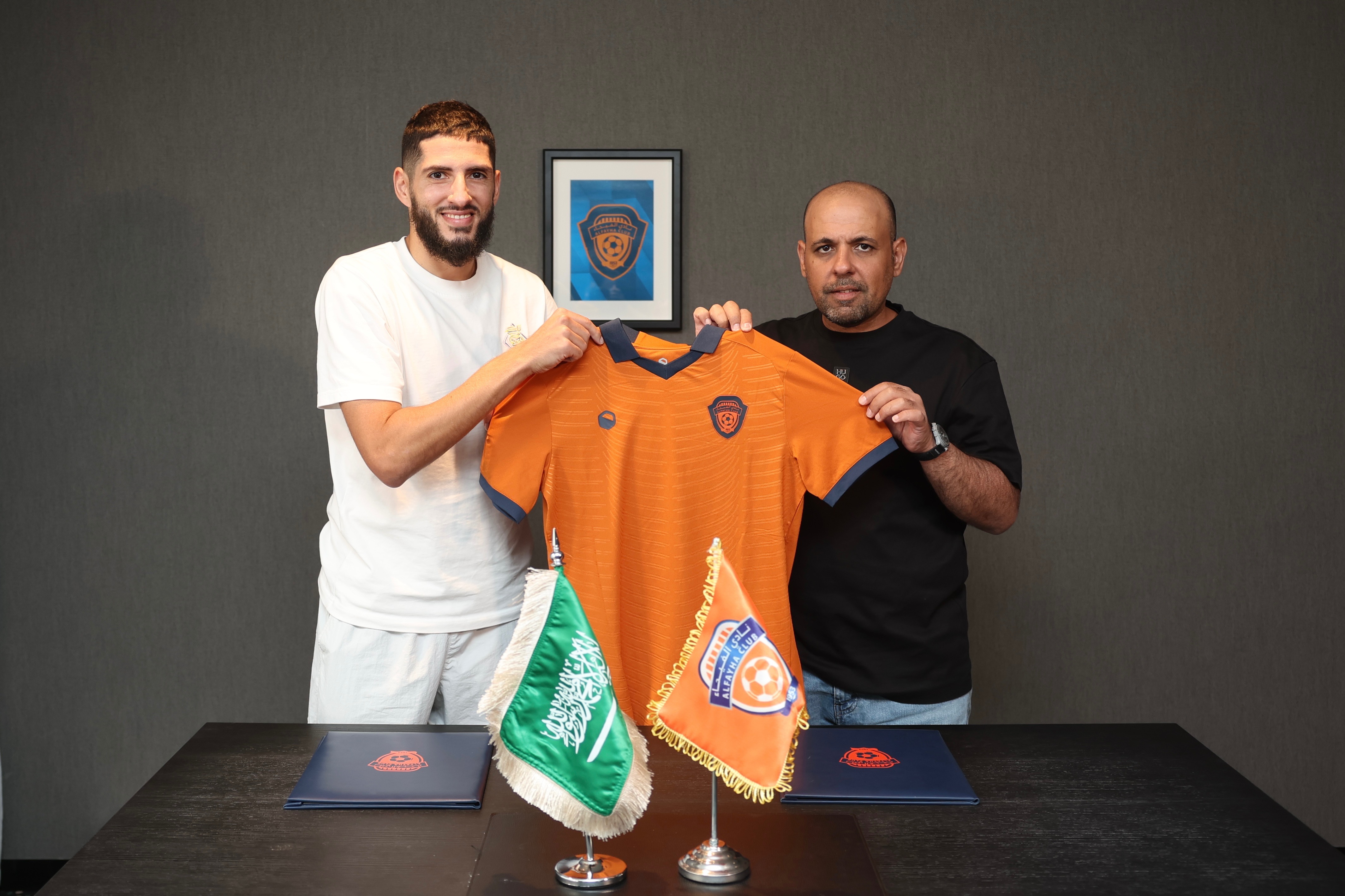 مجلس إدارة نادي ‫الفيحاء‬ ينهي اجراءات التعاقد مع الجزائري ياسين بن زيّة لمدة موسم واحد في صفقة انتقال حر