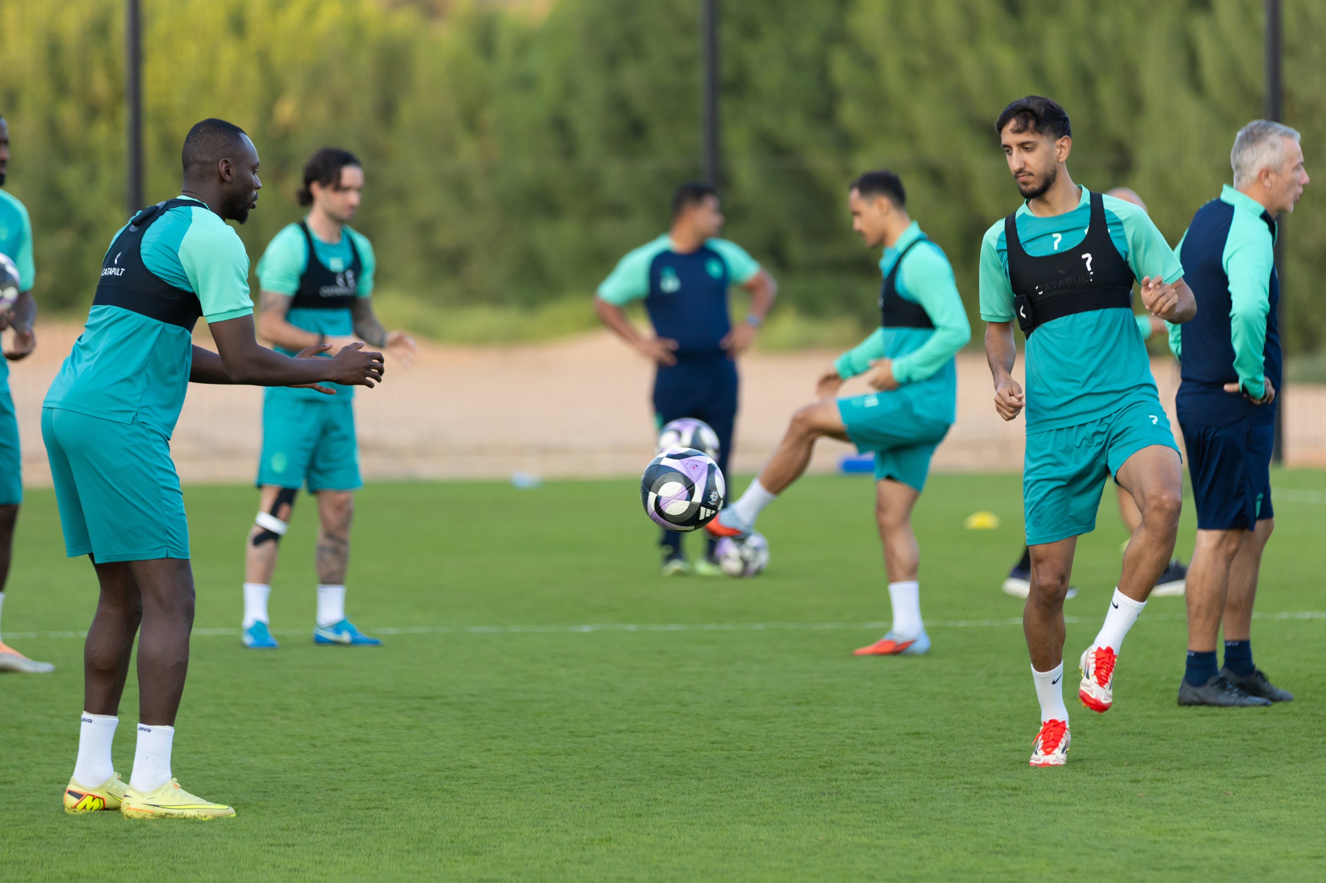 الفيحاء ينهي تحضيراته لمواجهة شباب الأهلي الودية