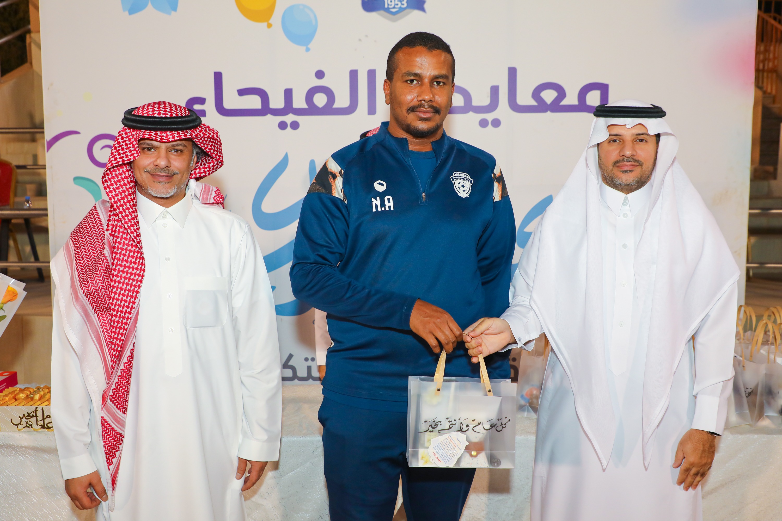 الفيحاء يستأنف تدريباته ويقيم حفل معايدة لمنسوبي الفريق الأول لكرك القدم