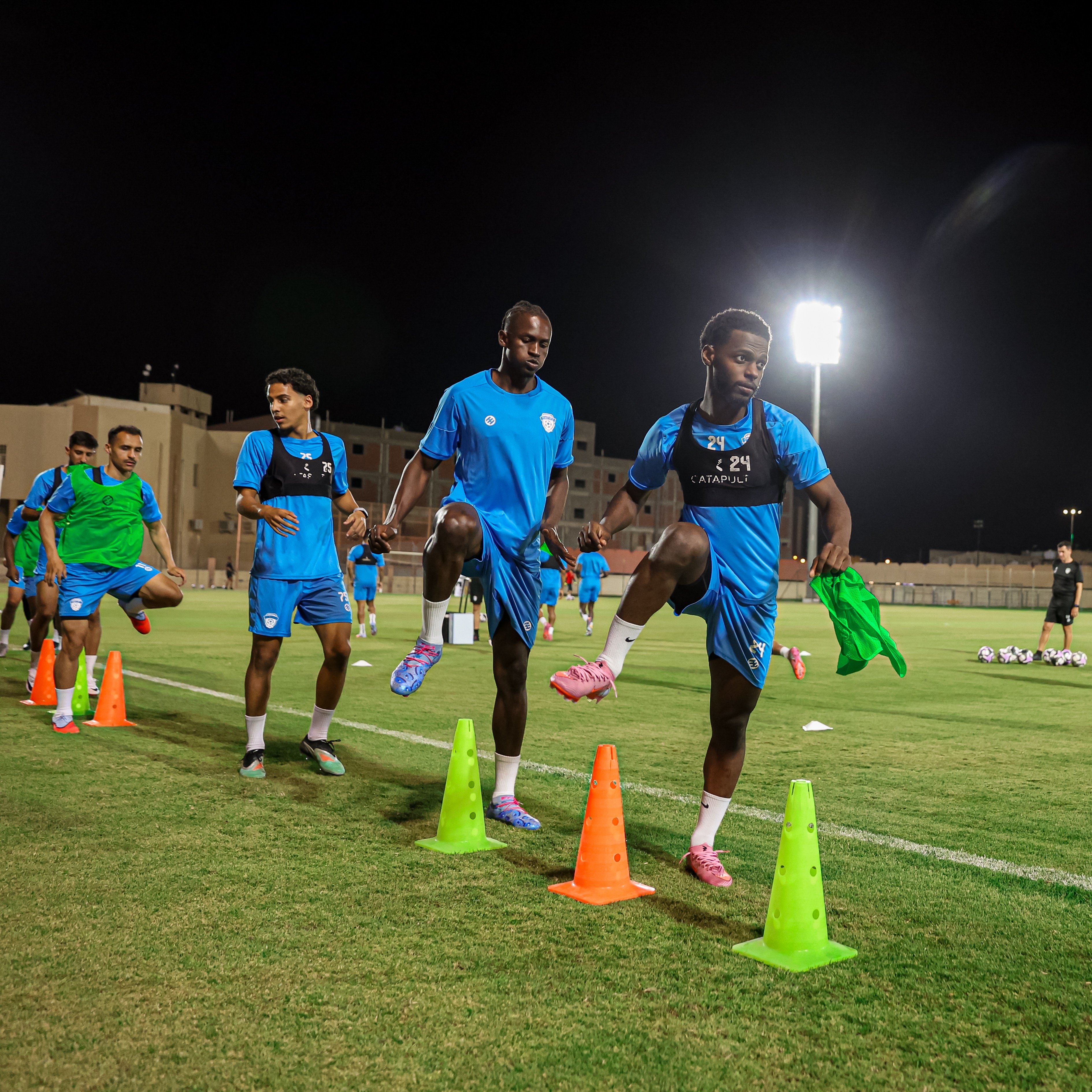 الفيحاء ينهي تحضيراته ويغادر إلى الرياض لمواجهة الهلال ودياً