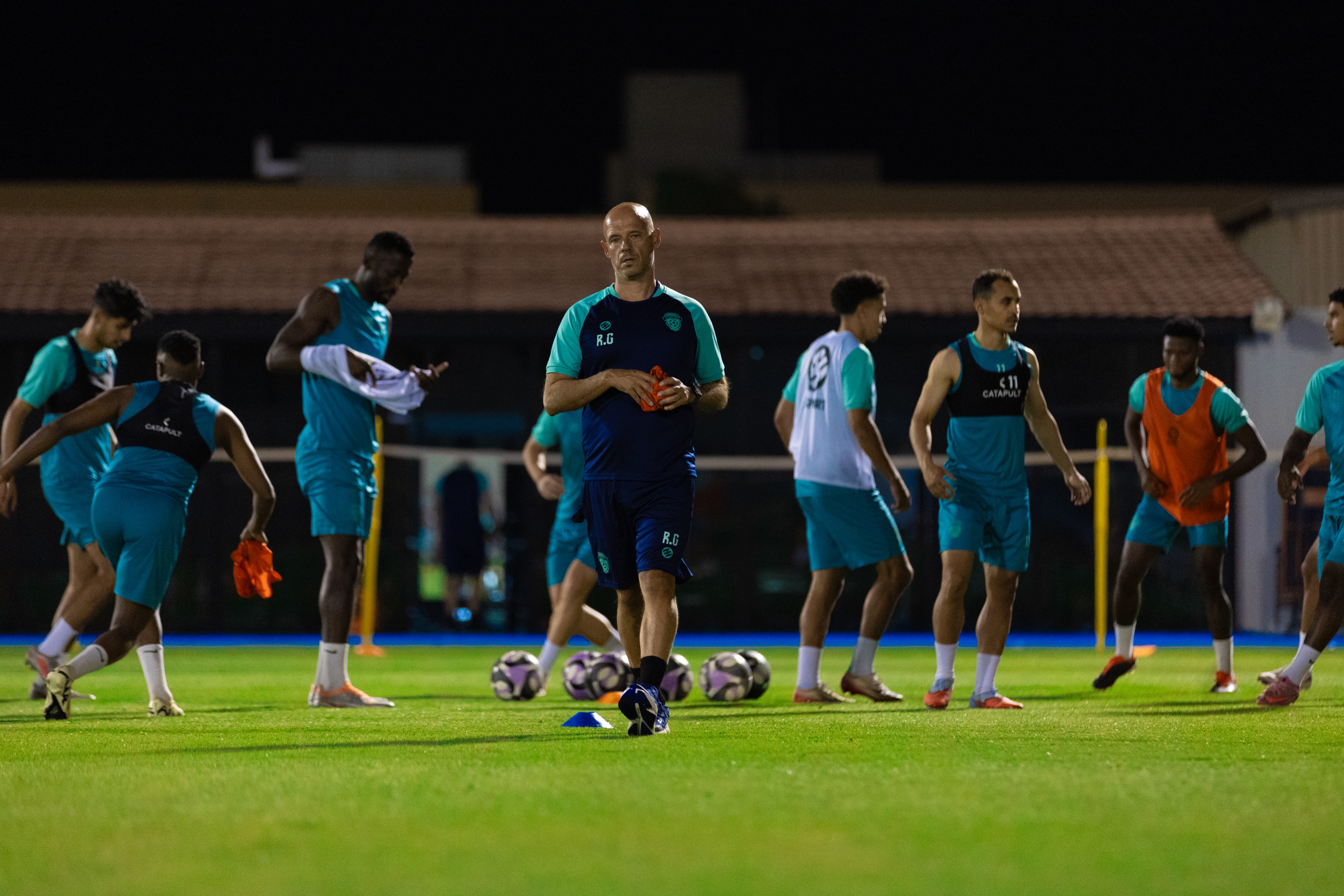 الفيحاء يستأنف تدريباته استعداداً لمواجهة الشباب