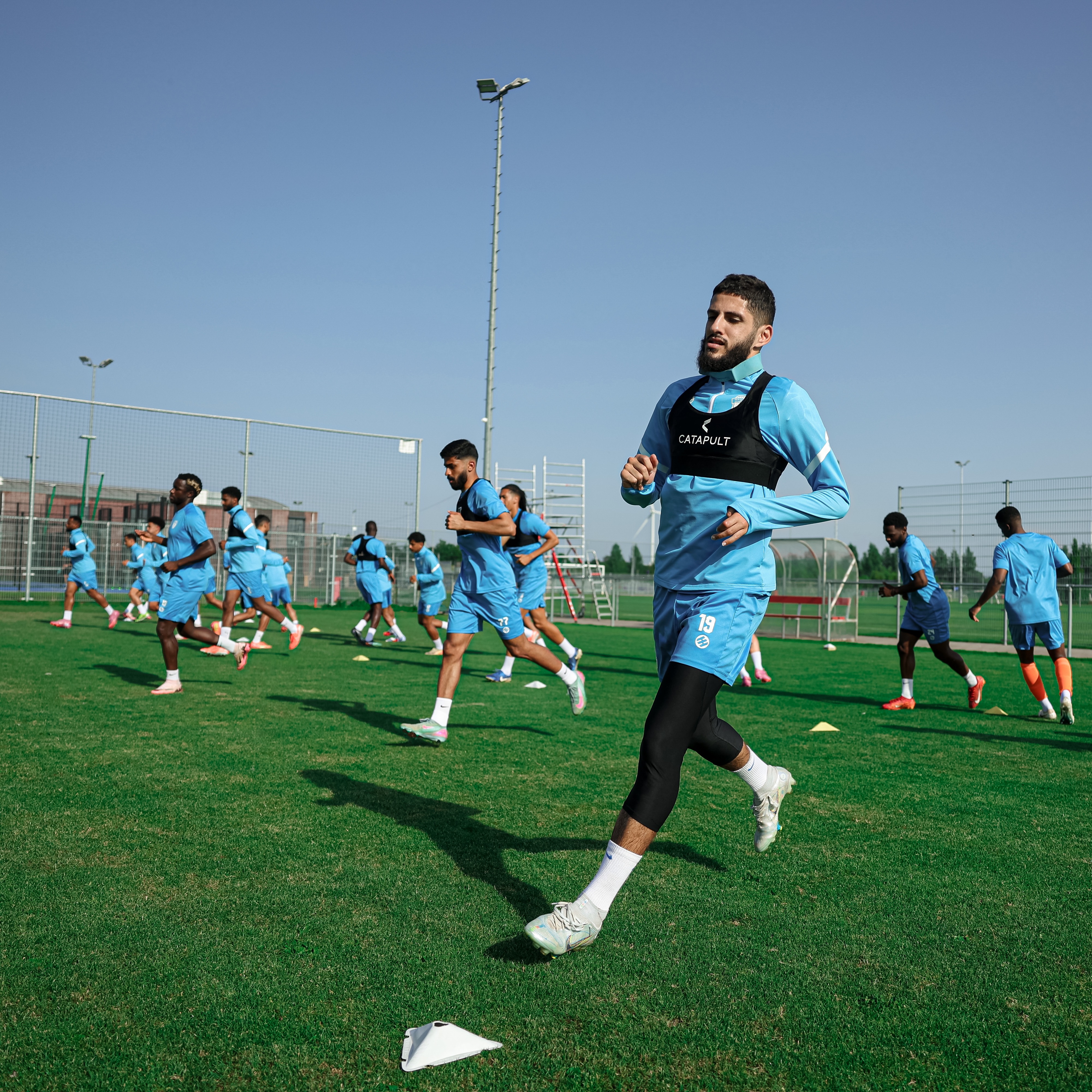 الفيحاء ينهي تحضيراته لمواجهة التعاون غداً الأربعاء في رابع المباريات الودية في معسكر هولندا