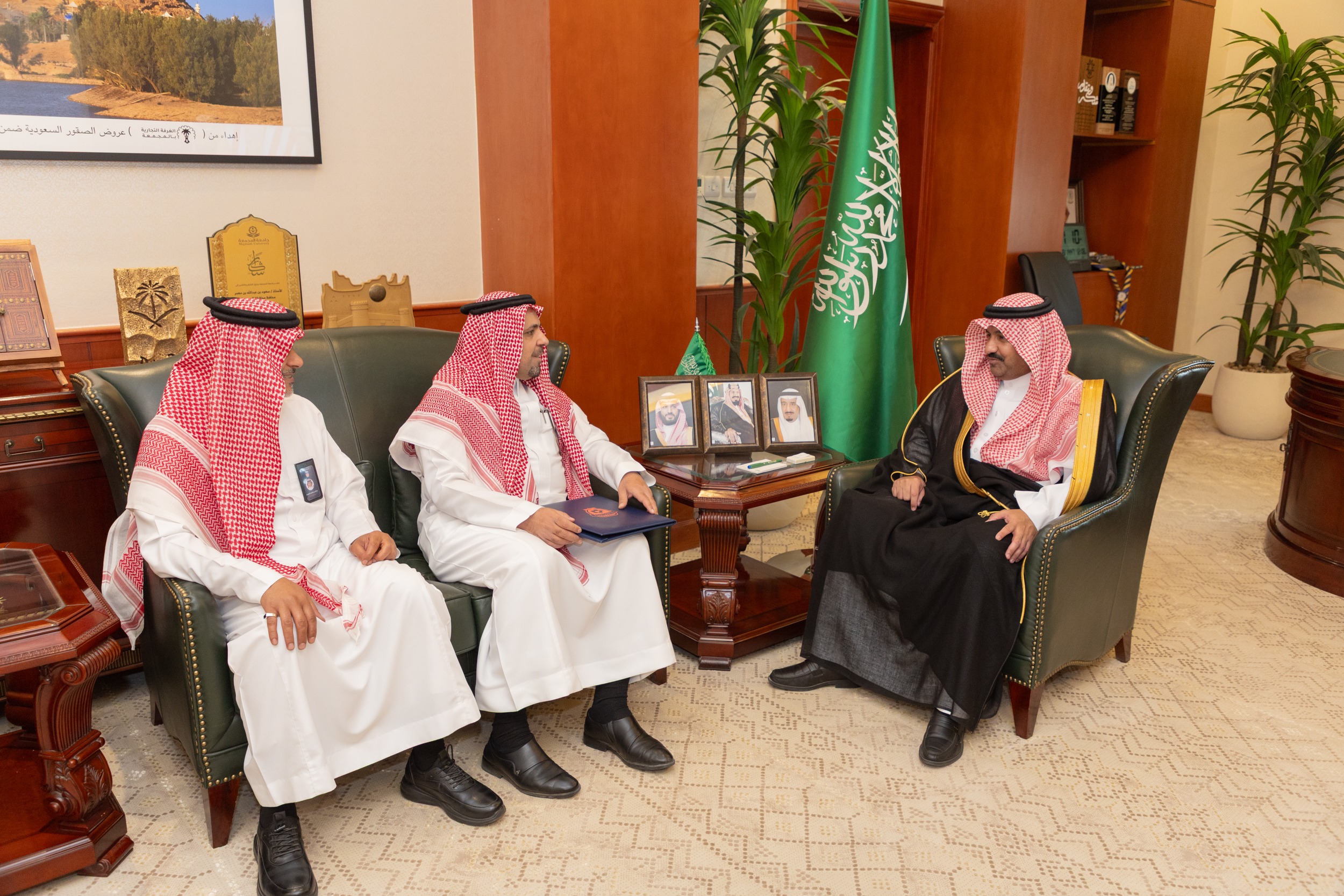 محافظ المجمعة يستقبل رئيس وأعضاء مجلس إدارة نادي الفيحاء