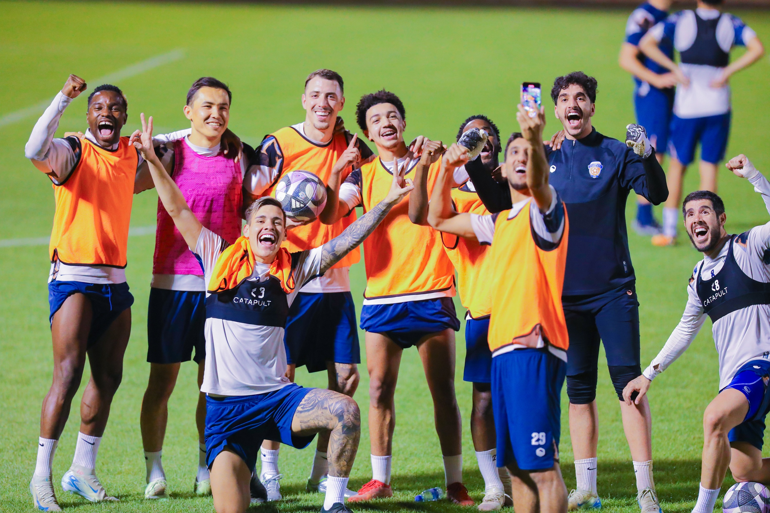 الفيحاء يواصل استعداداته لمواجهة الفتح ضمن الجولة 26 من دوري روشن السعودي