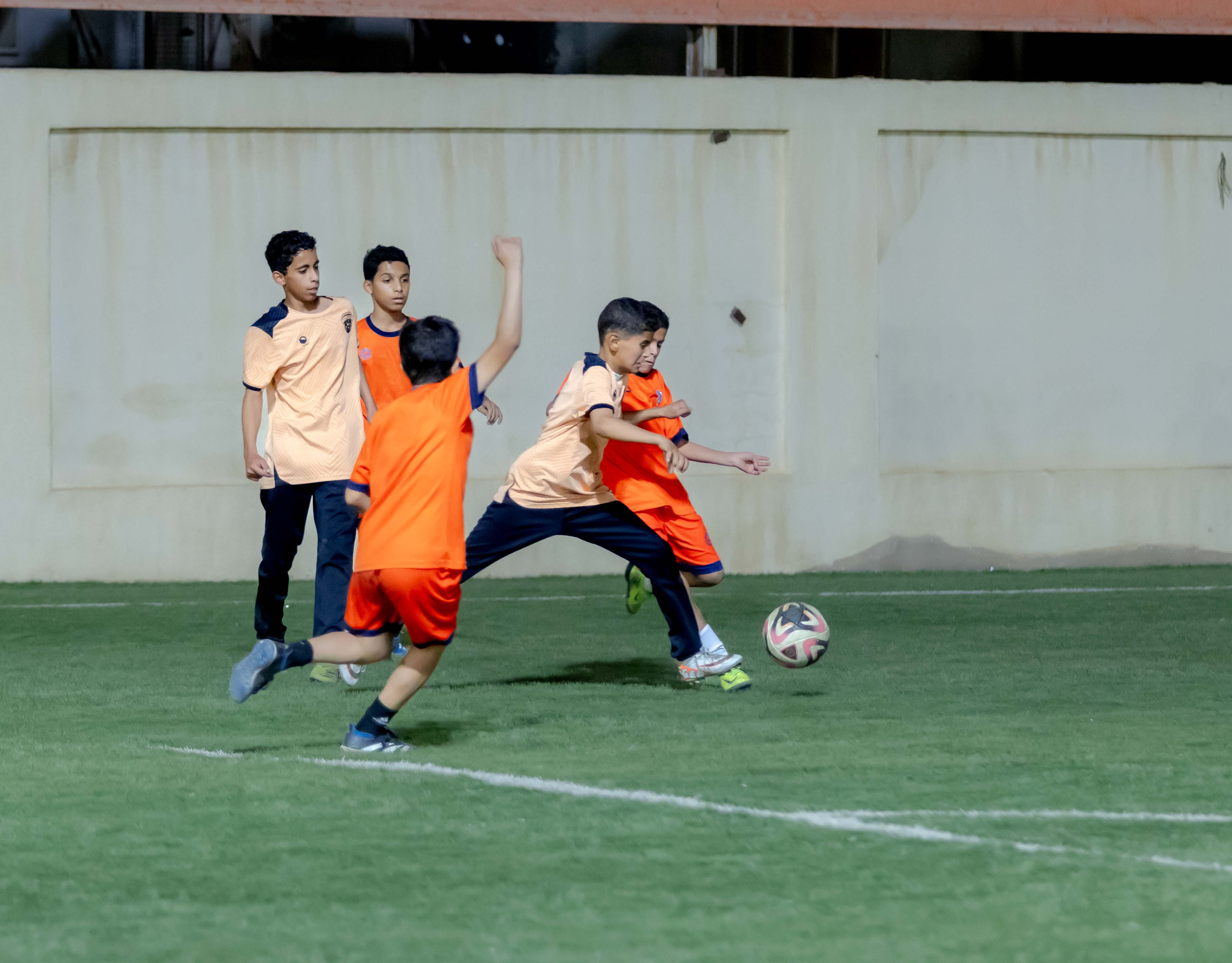 اكاديمية الفيحاء تقيم مناورة ودية