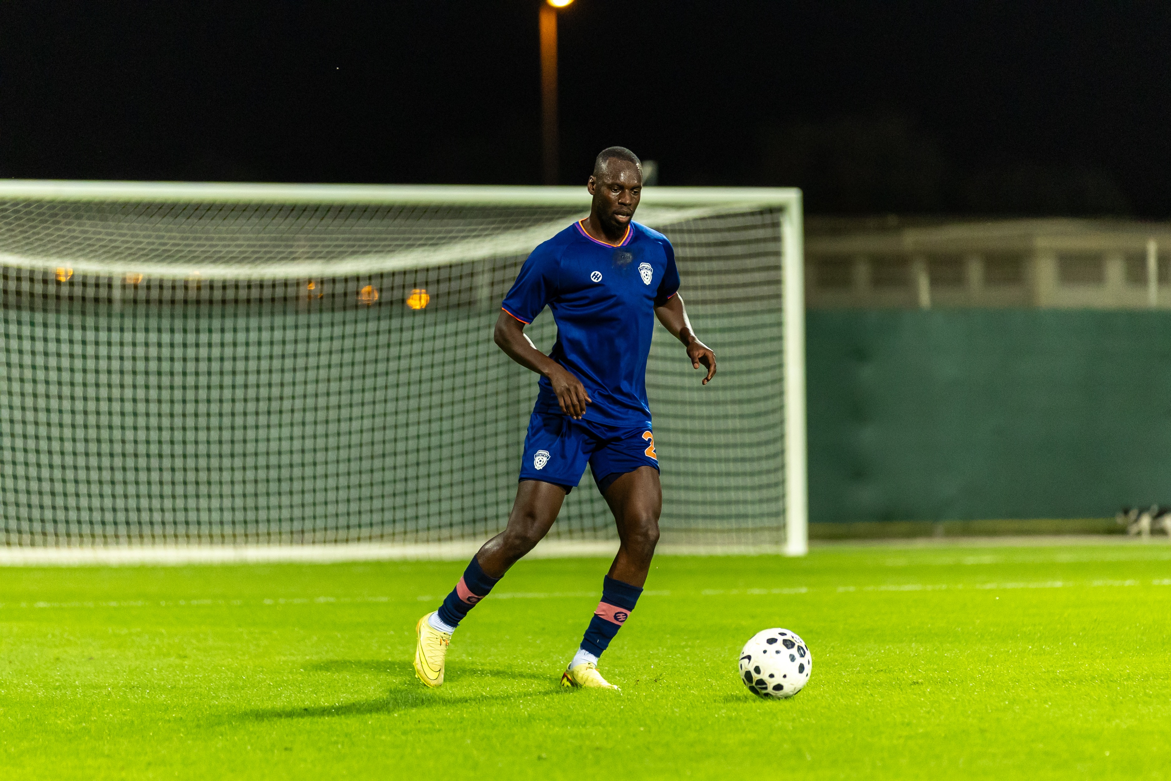 الفيحاء يختتم معسكره الإعدادي بودية شباب الأهلي الإماراتي