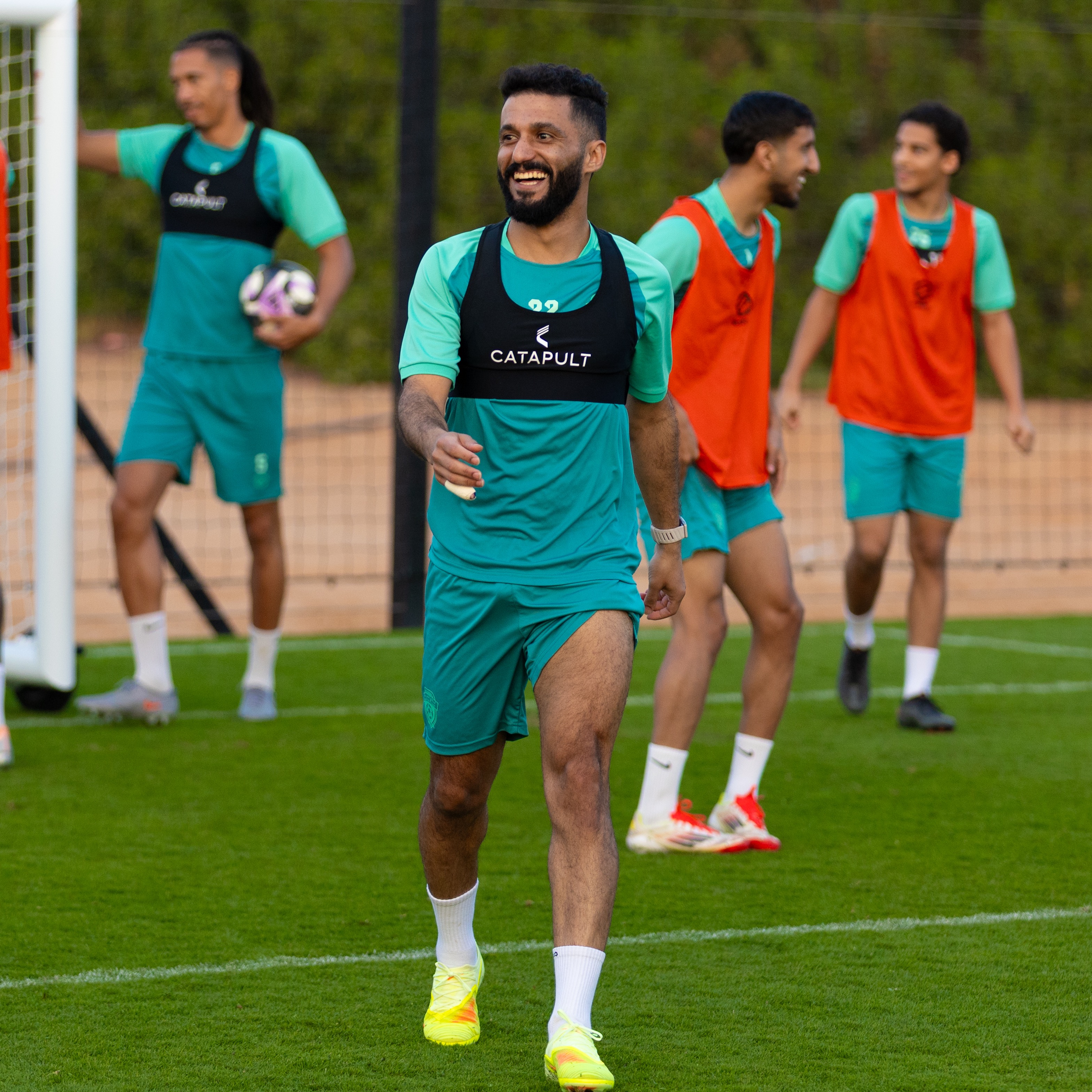 الفيحاء يواصل برنامجه الإعدادي في معسكر العين بحصتين تدريبيتين