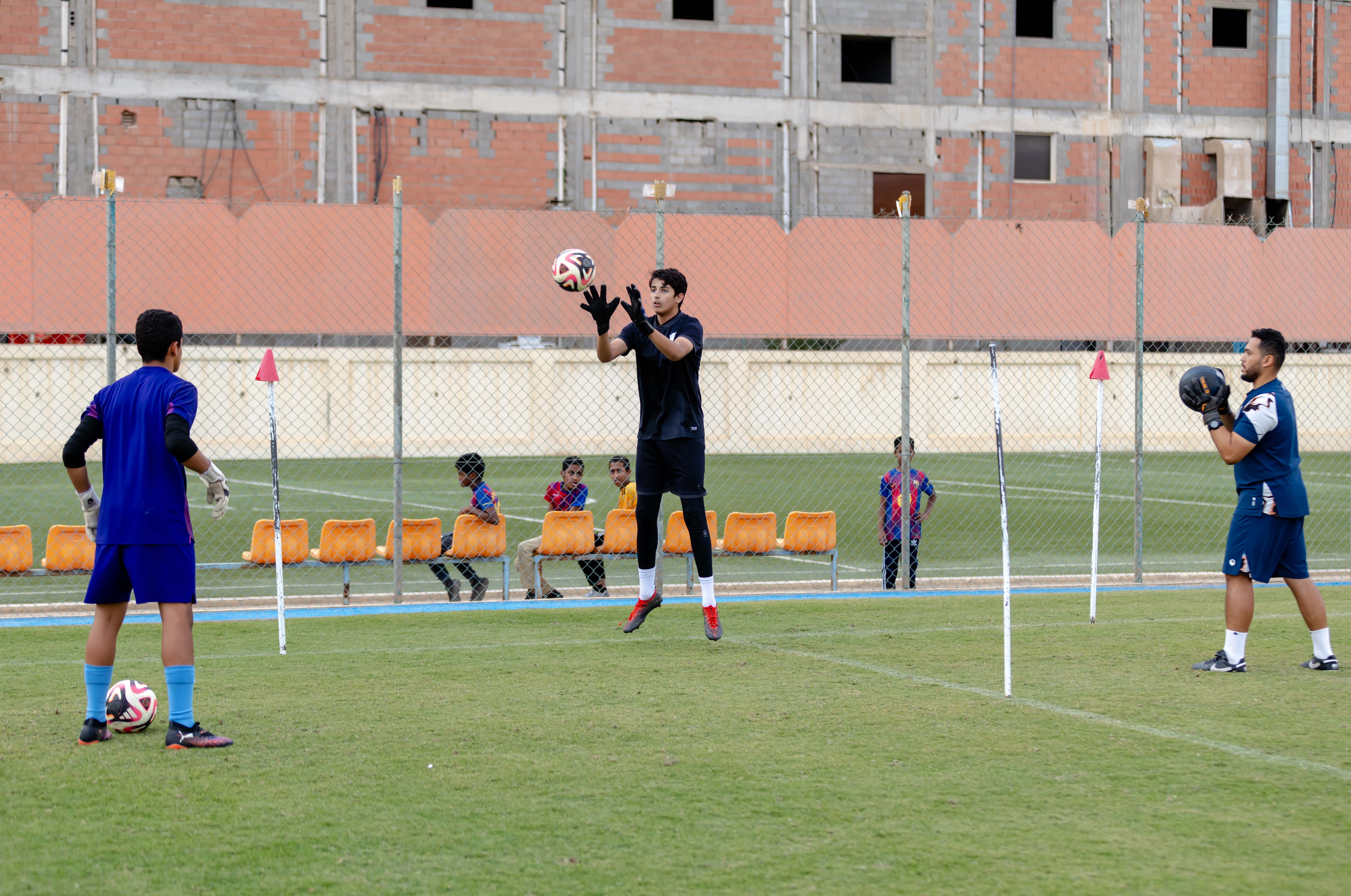 الفيحاء تحت 15 سنة يجري تمرينه الرئيس لمواجهة نظيره نادي الهلال