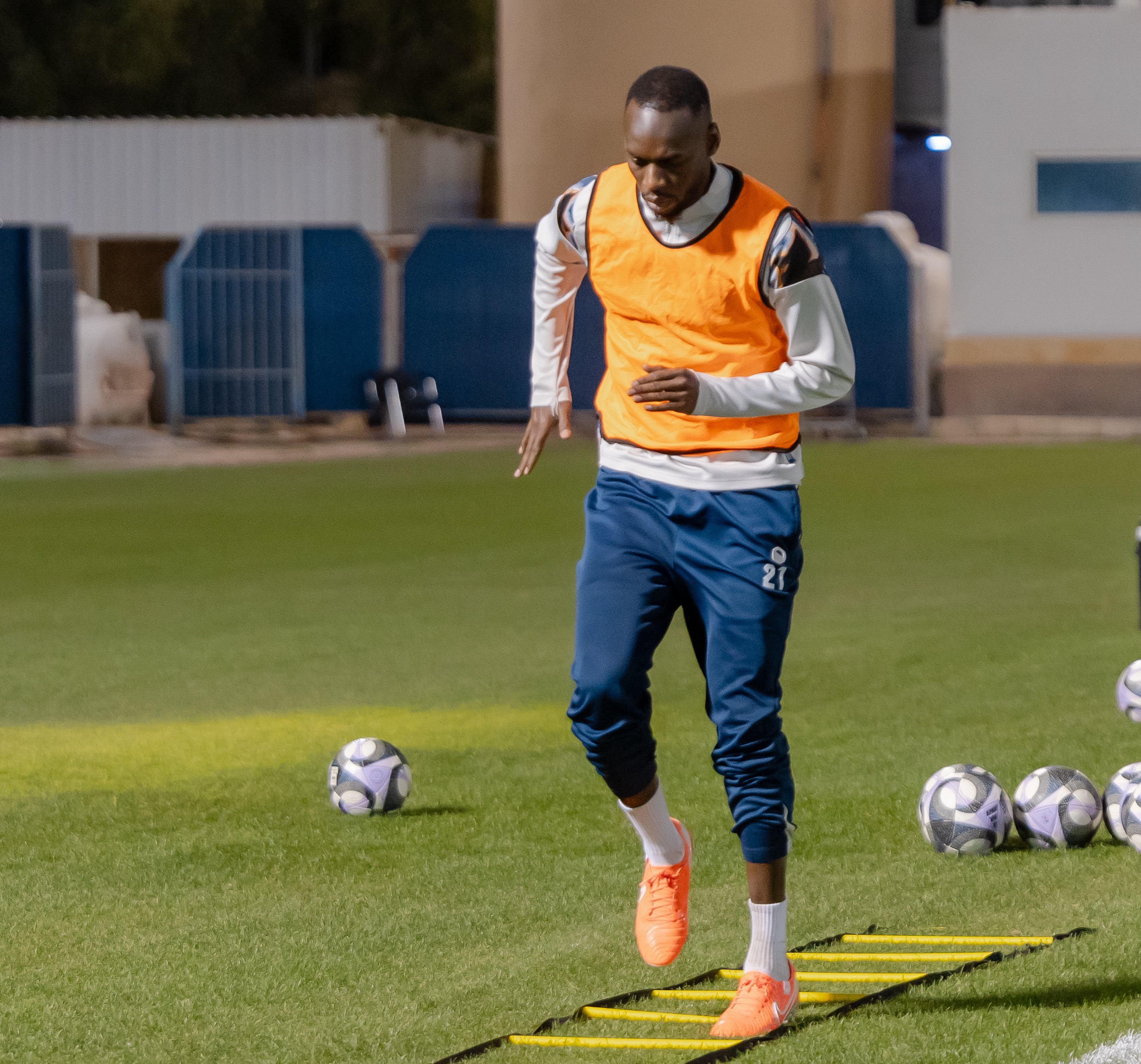 الفيحاء يستأنف تدريباته على ملعب معالي الشيخ عبدالعزيز التويجري