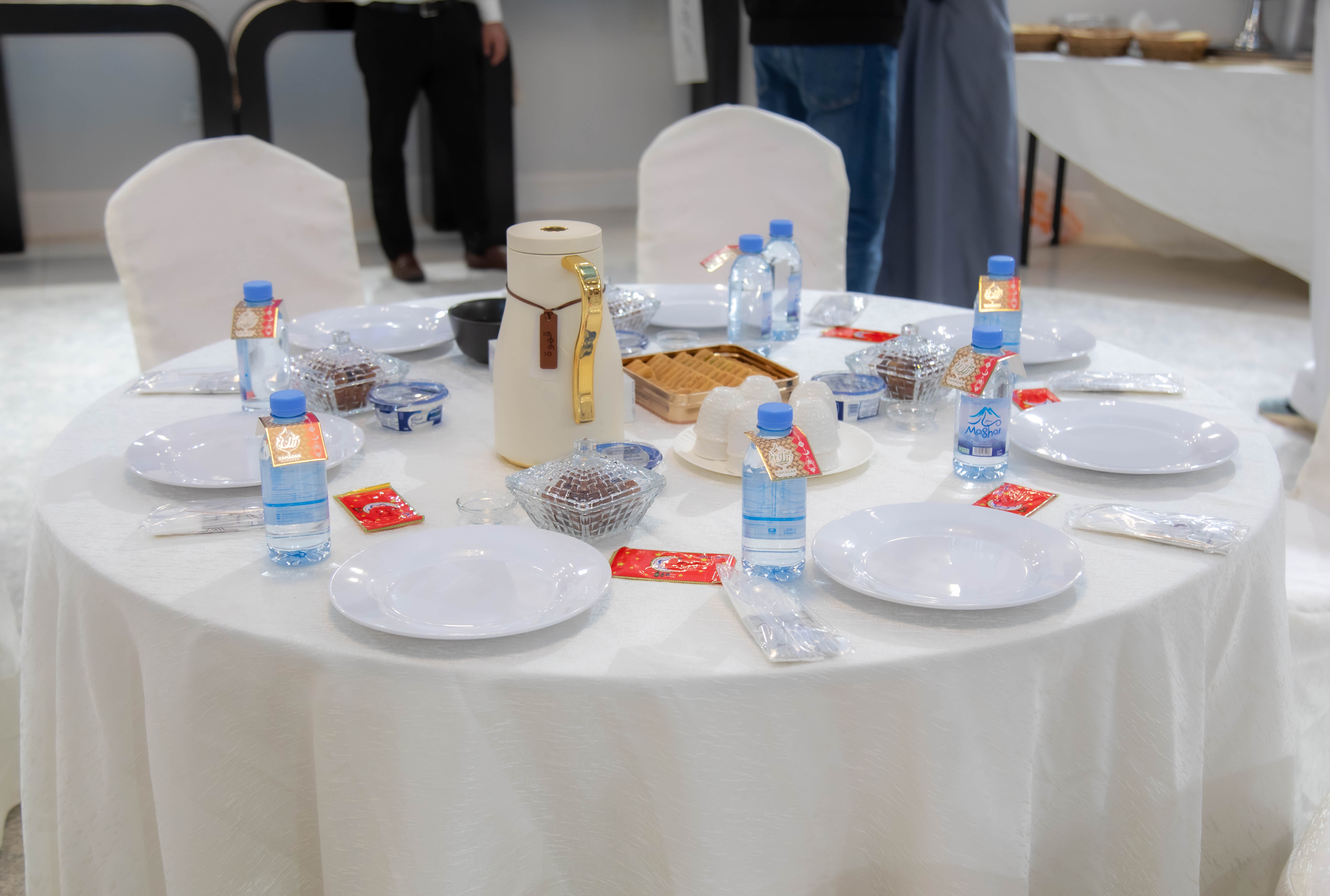 إدارة العلاقات العامة تقيم الإفطار الرمضاني السنوي لمنسوبي النادي.