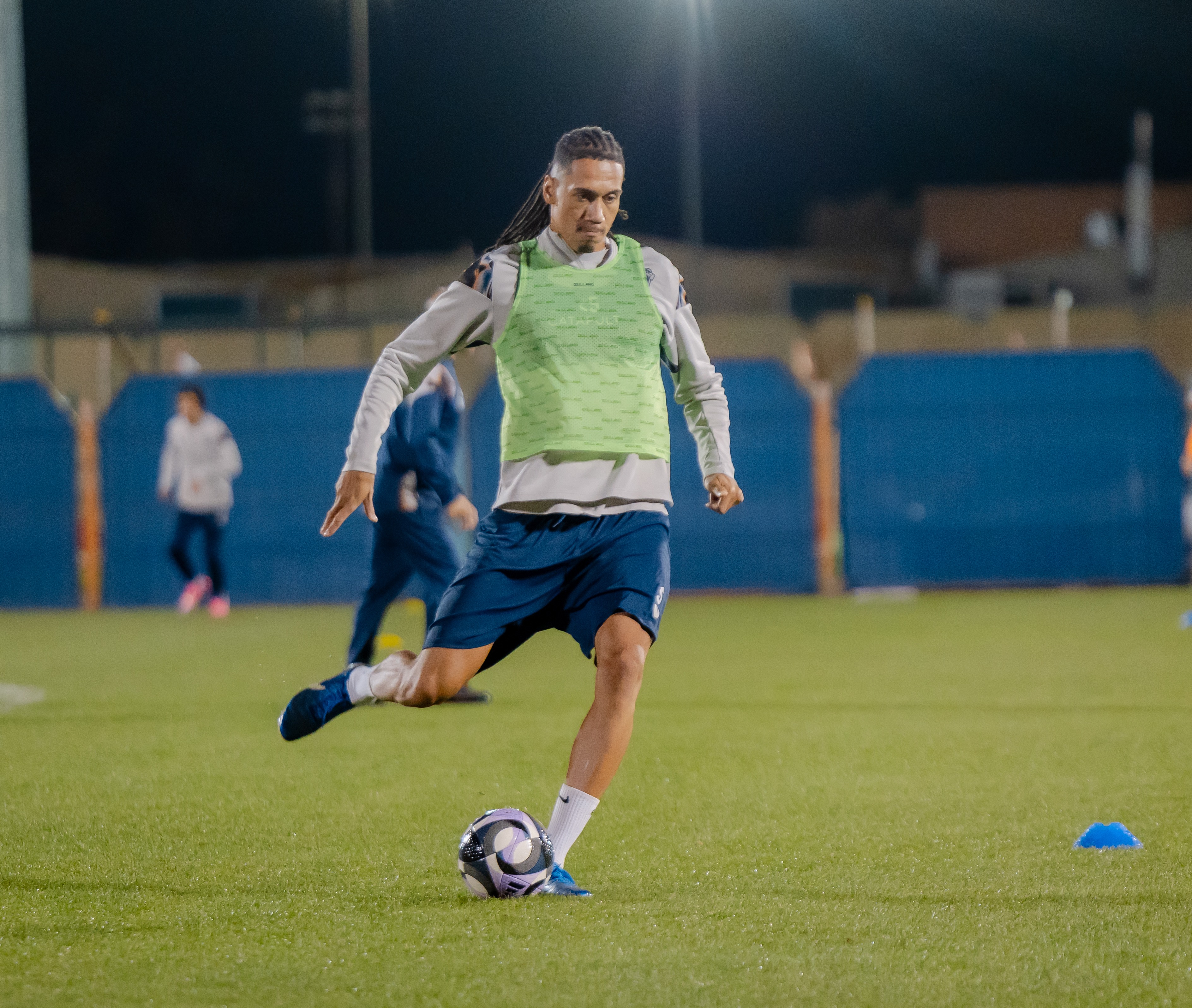 الفيحاء يواصل تحضيراته اليومية على ملعب معالي الشيخ عبدالعزيز التويجري