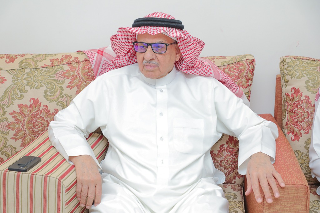 عضو شرف النادي الأستاذ عبدالرحمن بن محمد التويجري يقيم مادبة إفطار رمضاني