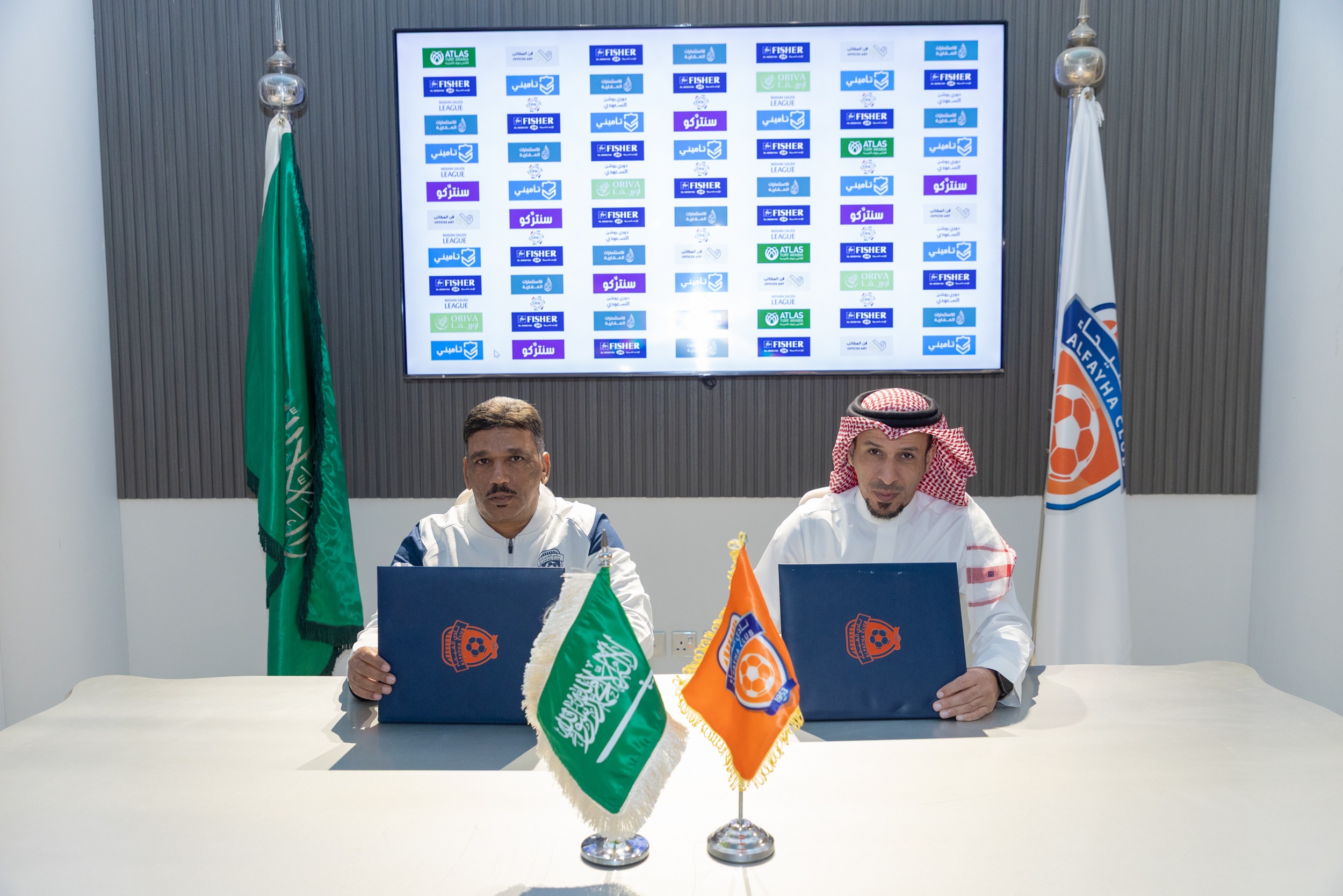 الفيحاء يوقع مع المدرب الوطني يوسف الموينع لينضم للأجهزة الفنية في الفئات السنية