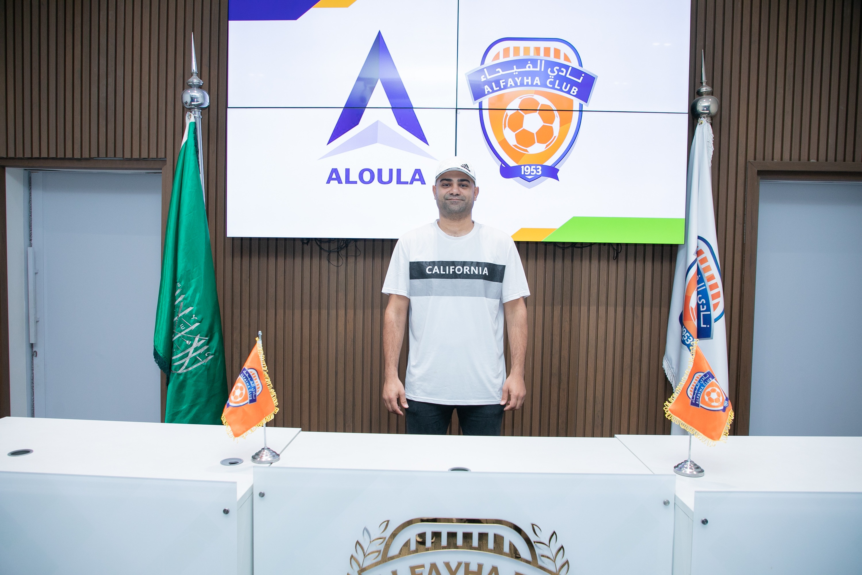 نادي الفيحاء يوقع اتفاقية افتتاح أكاديمية رياضية لاكتشاف المواهب الشابة.