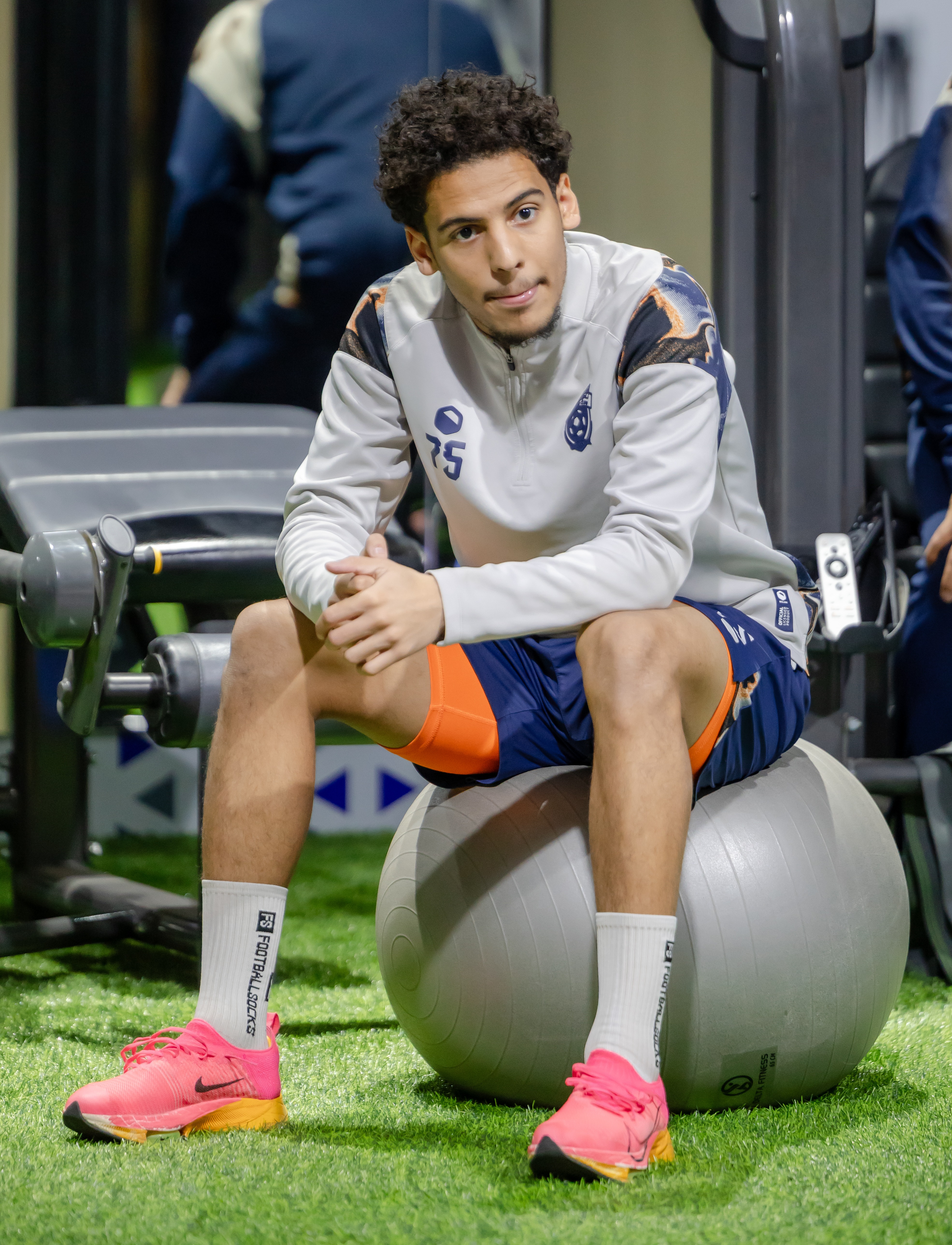 الفيحاء يواصل تحضيراته اليومية على ملعب معالي الشيخ عبدالعزيز التويجري