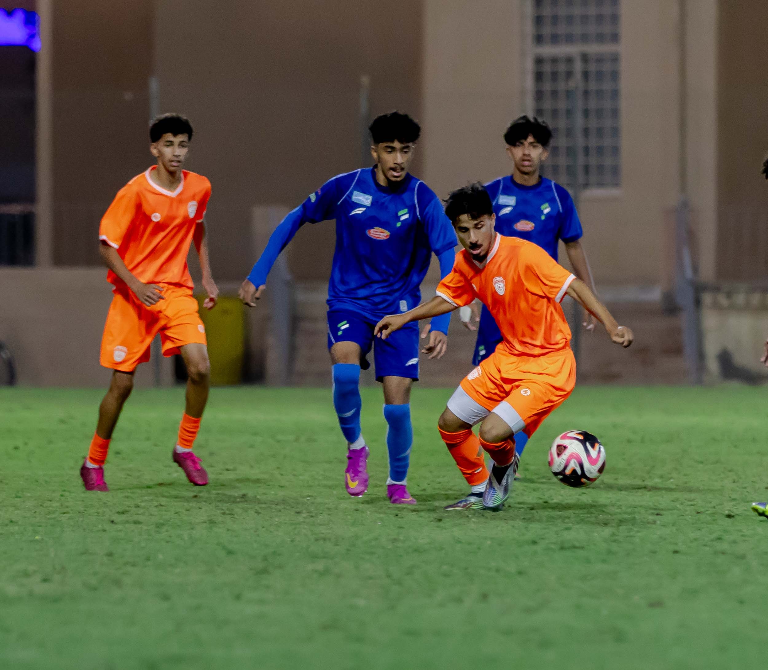 الفيحاء تحت 16 سنة يتعادل سلبياً امام نظيره نادي الفتح