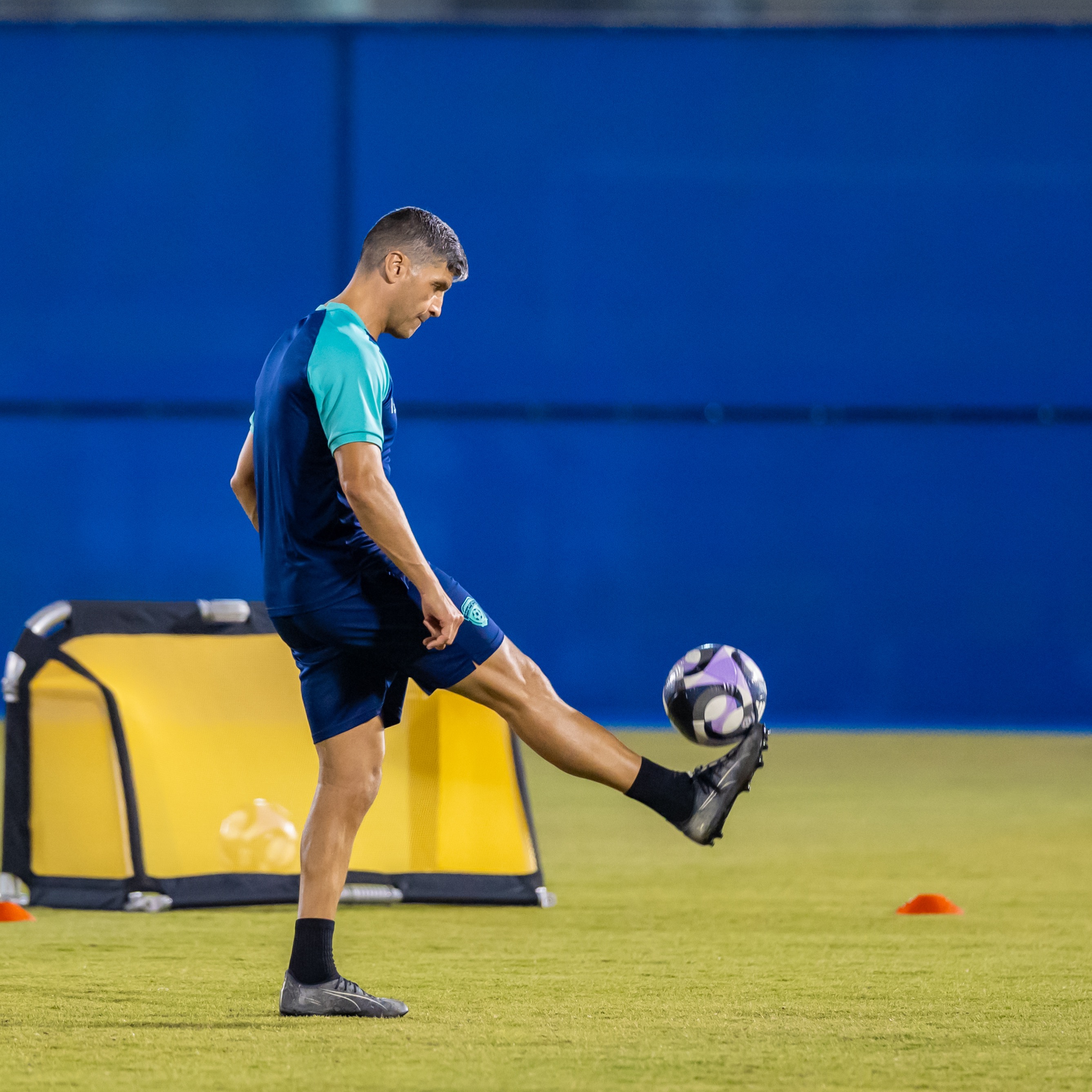 الفيحاء يستأنف تدريباته بحصة مسائية في المجمعة