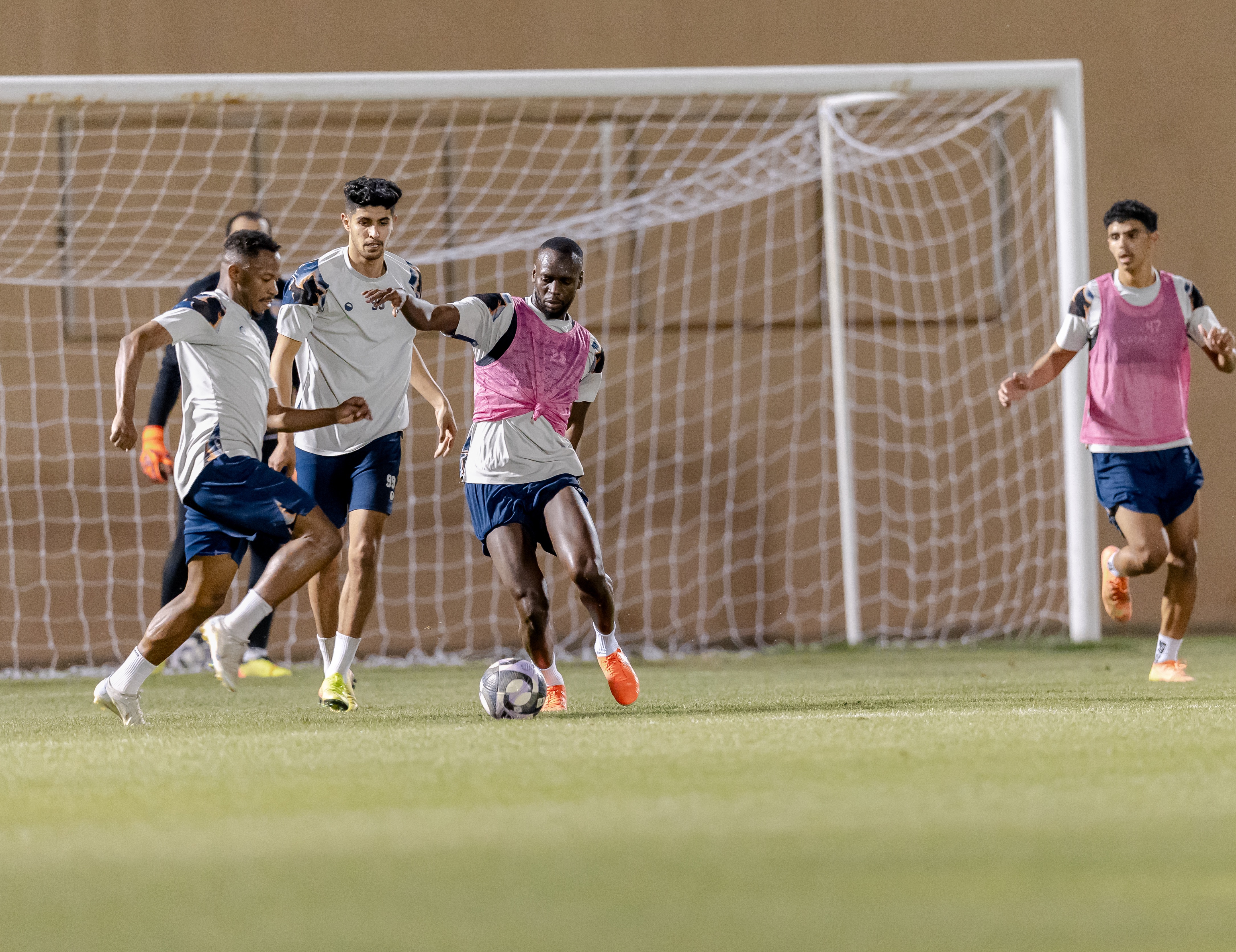 الفيحاء يستأنف تدريباته مساء اليوم الأحد بمقر النادي
