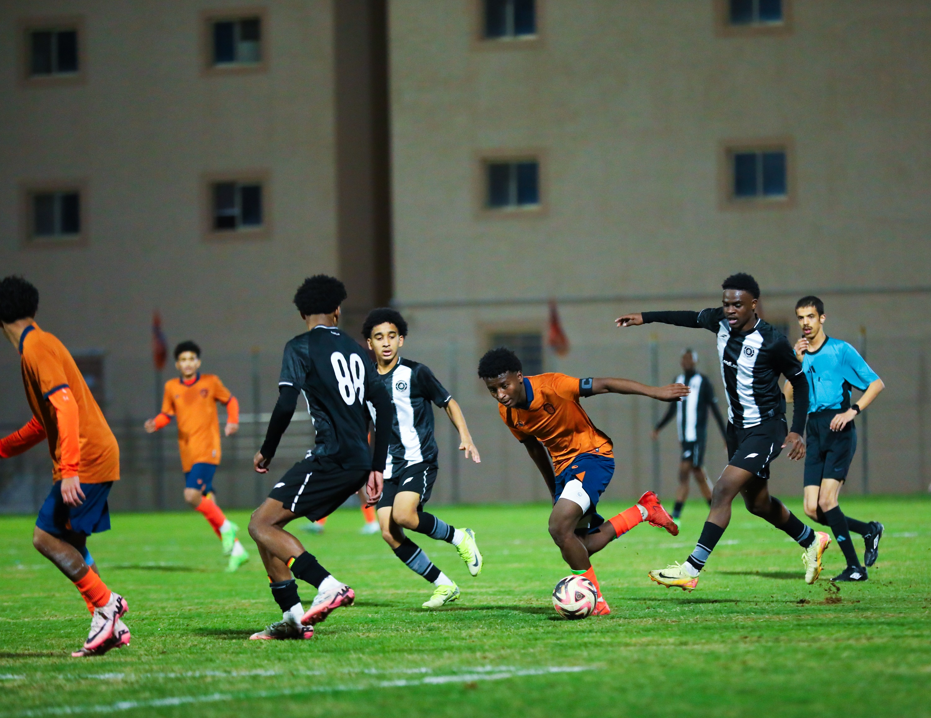 الفيحاء تحت 15 سنة يتعادل سلبياً امام نظيرة نادي الشباب