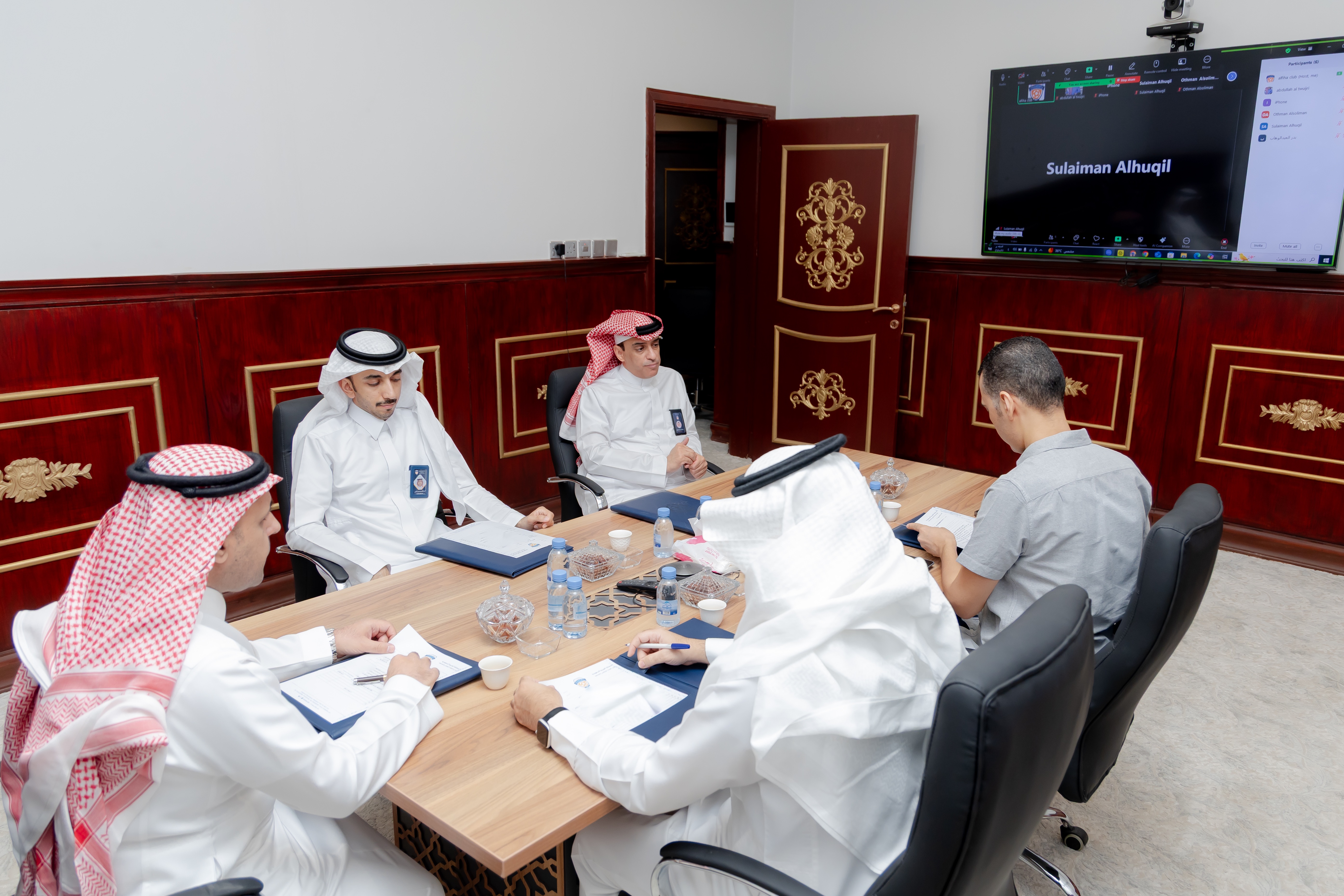 مجلس إدارة النادي يعقد اجتماعه الدوري