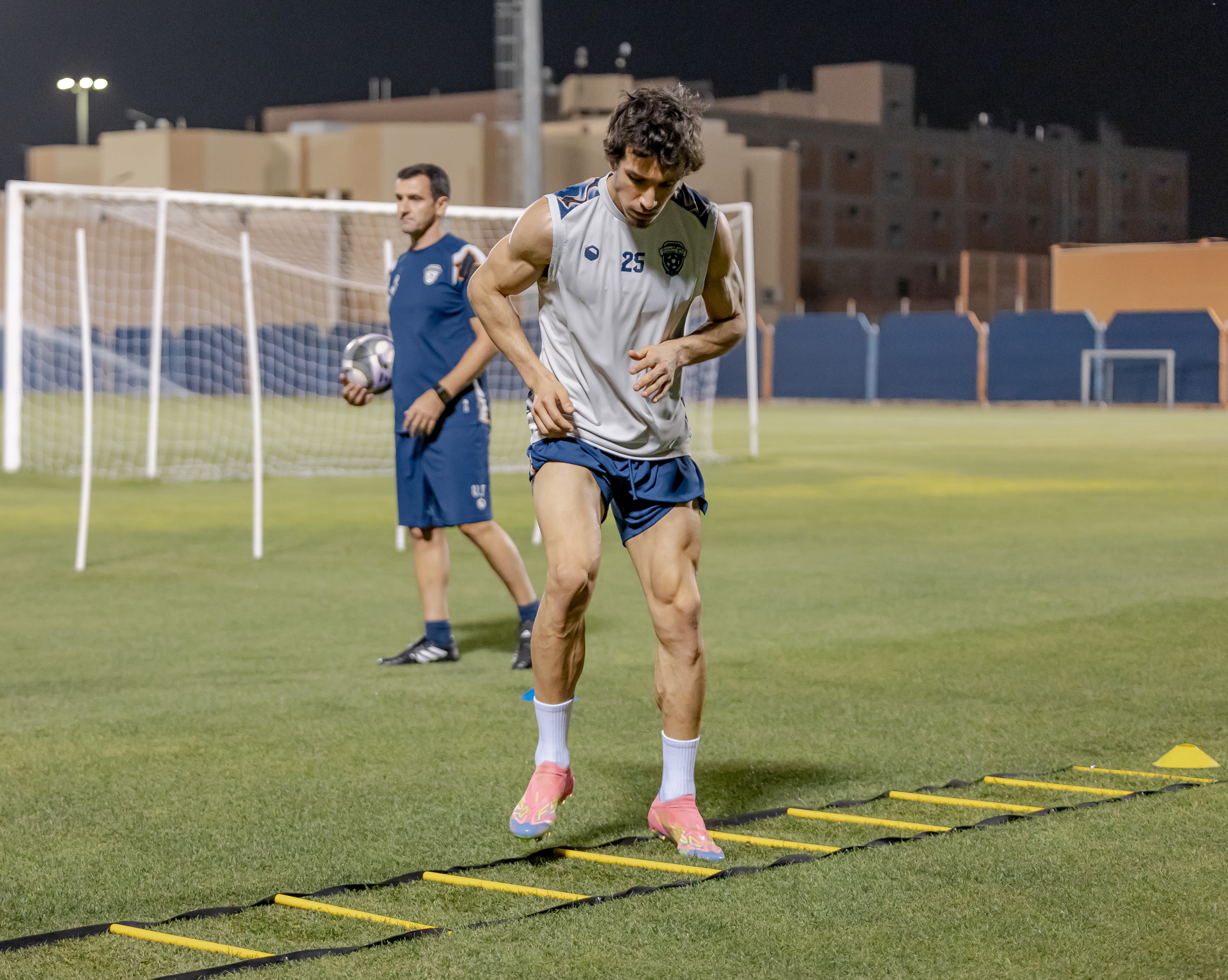 الفيحاء يستأنف تدريباته مساء اليوم الأحد بمقر النادي