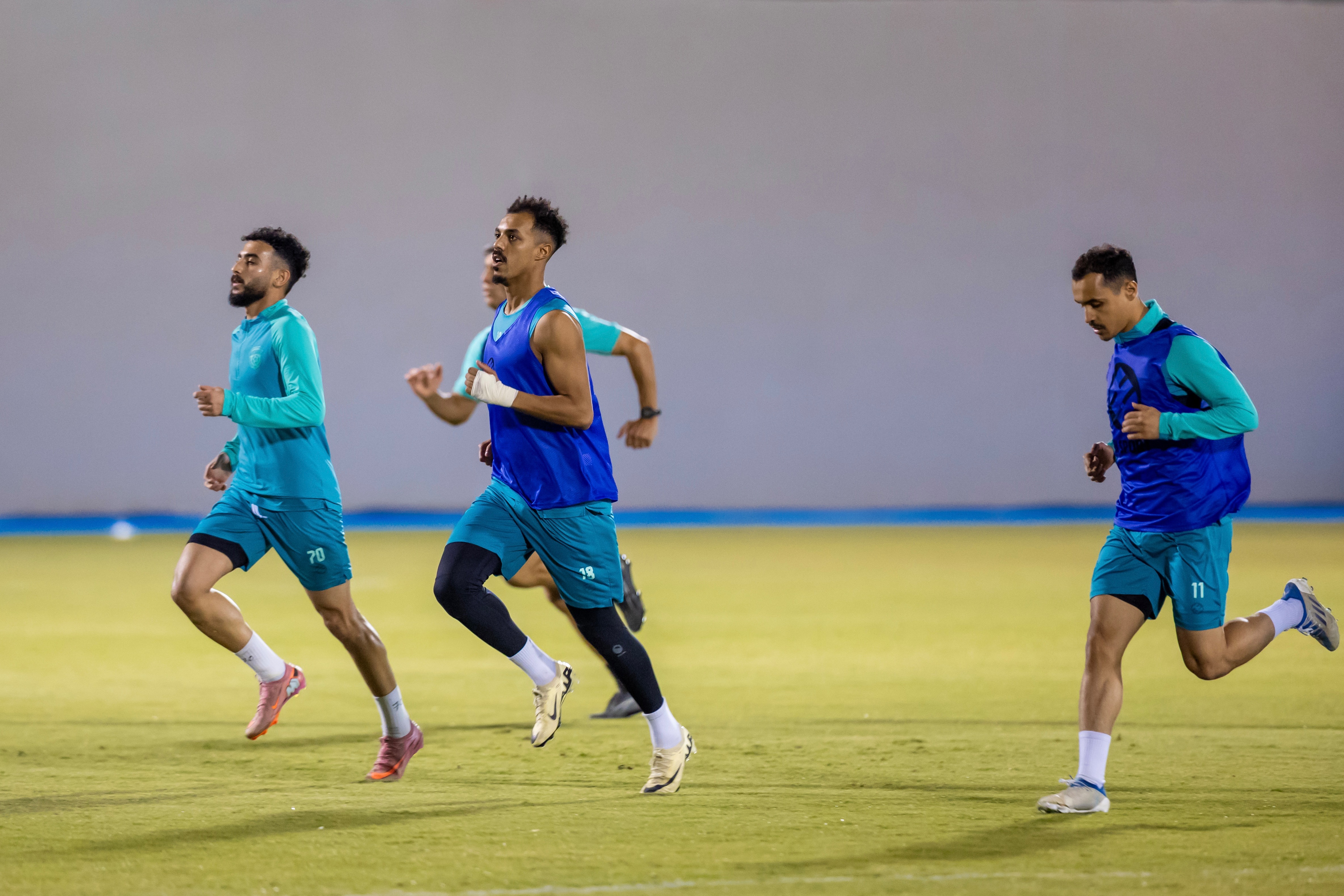 الفيحاء يستأنف تدريباته بحصة مسائية في المجمعة