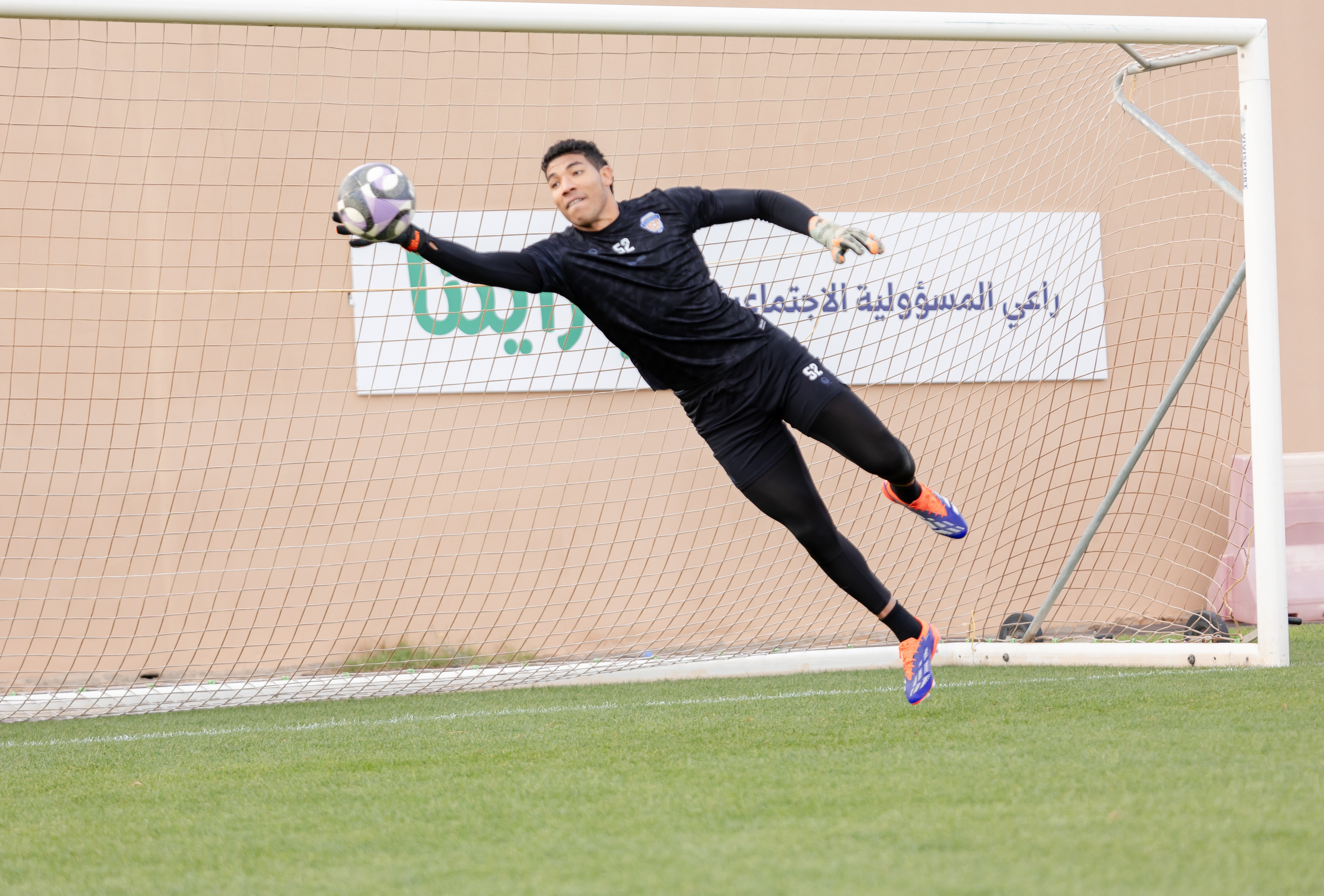 الفيحاء يجري مرانه الرئيس استعداداً لمواجهة الرياض