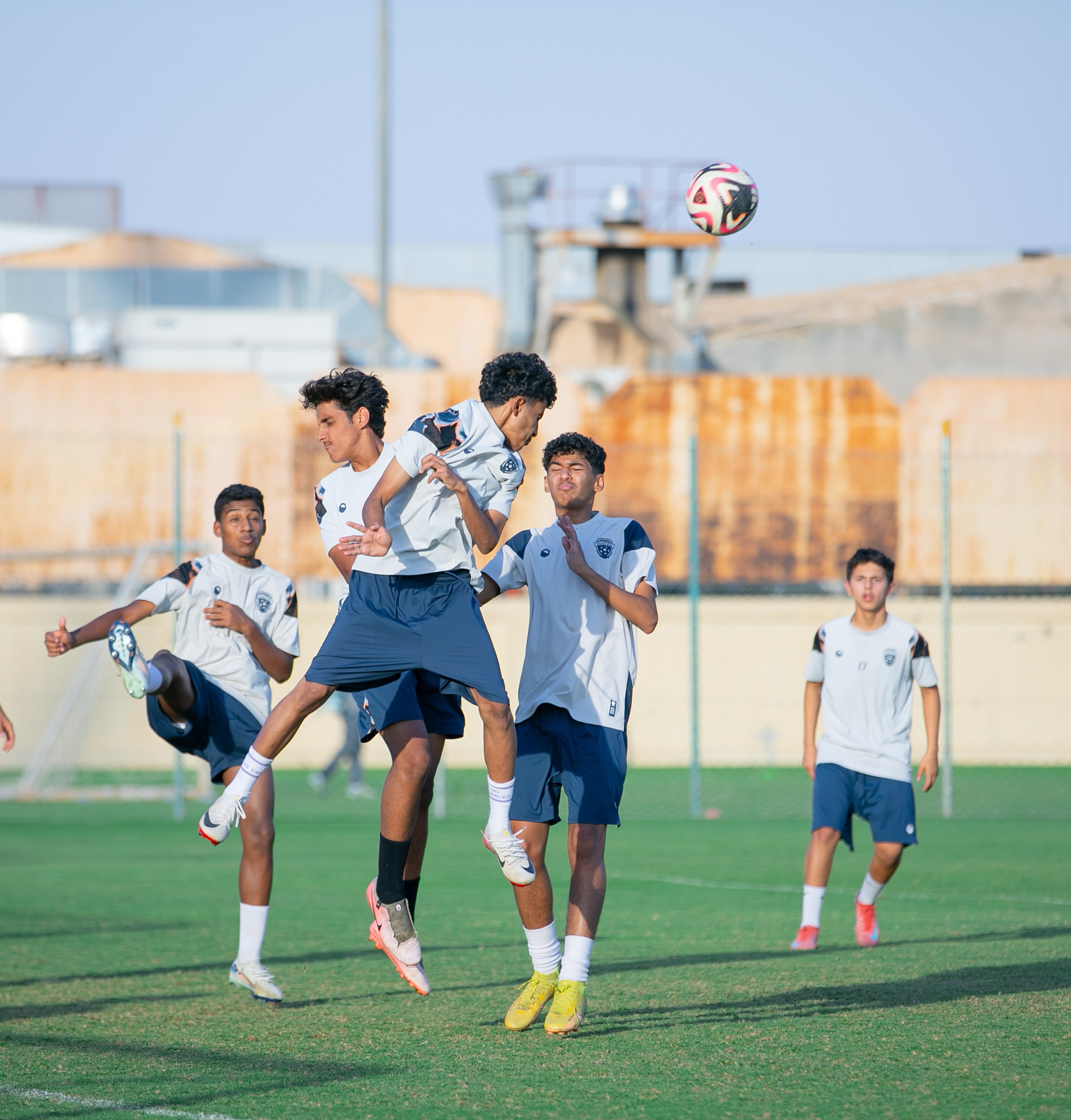 الفيحاء تحت 15 سنة يجري تمرينه الرئيس لمواجهة نظيره نادي الطائي