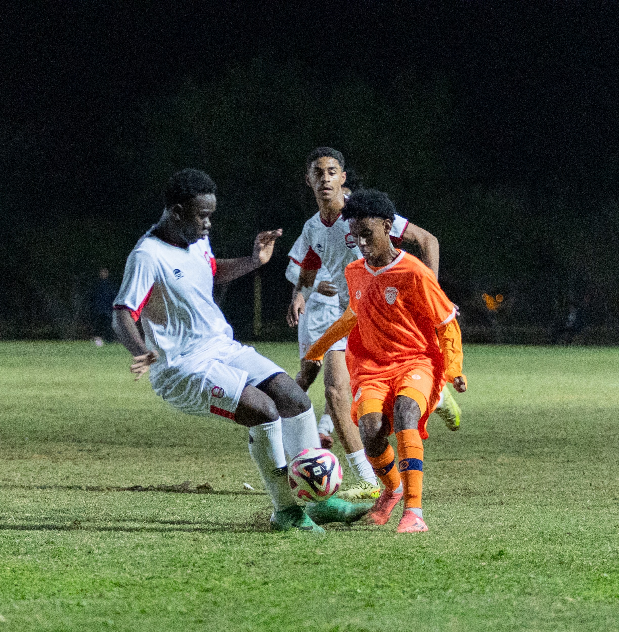 الفيحاء تحت 18 سنة يتعادل سلبياً مع نظيرة نادي الرائد