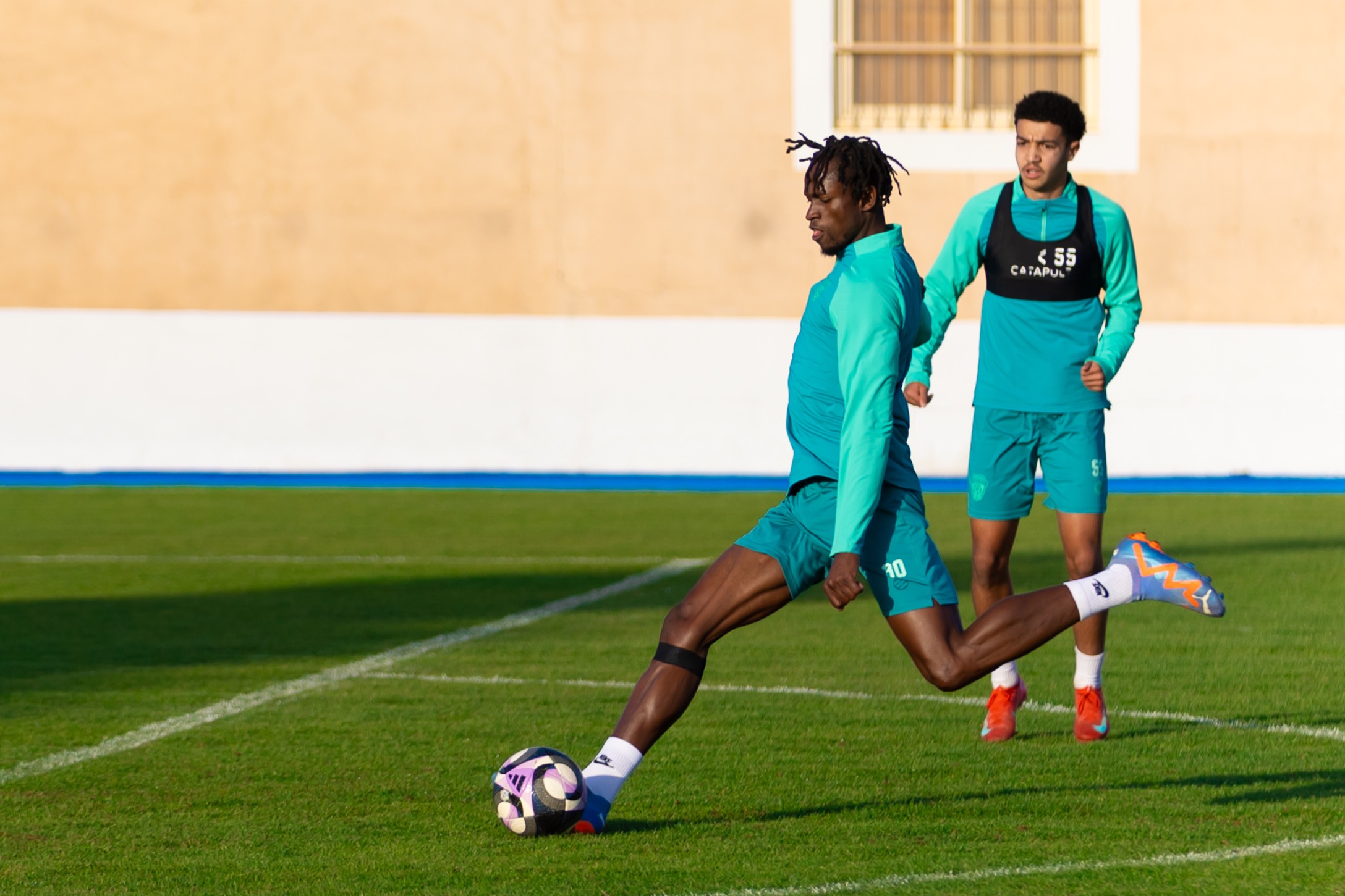 الفيحاء يجري مرانه الرئيس لمباراة الرياض