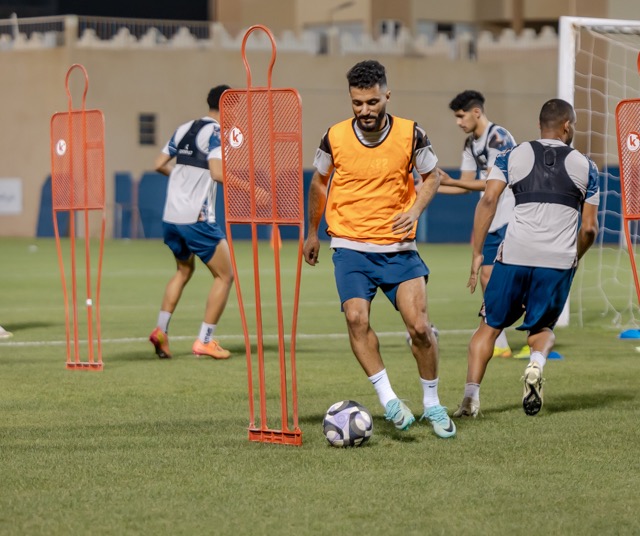 الفيحاء يواصل استعداداته لمواجهة الفتح بحصة تدريبية تكتيكية