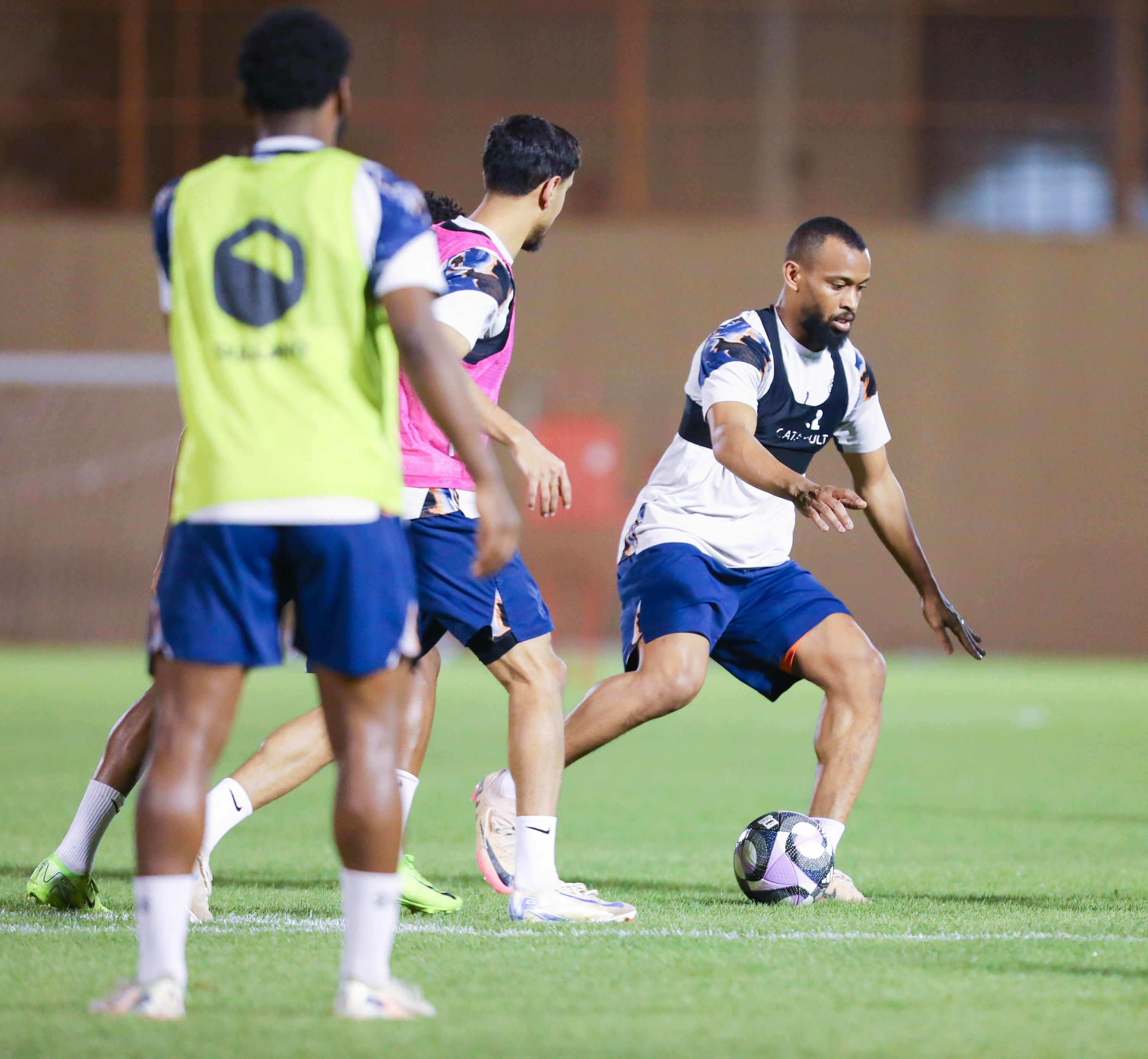 الفيحاء يواصل استعداداته لمواجهة الفتح ضمن الجولة 26 من دوري روشن السعودي