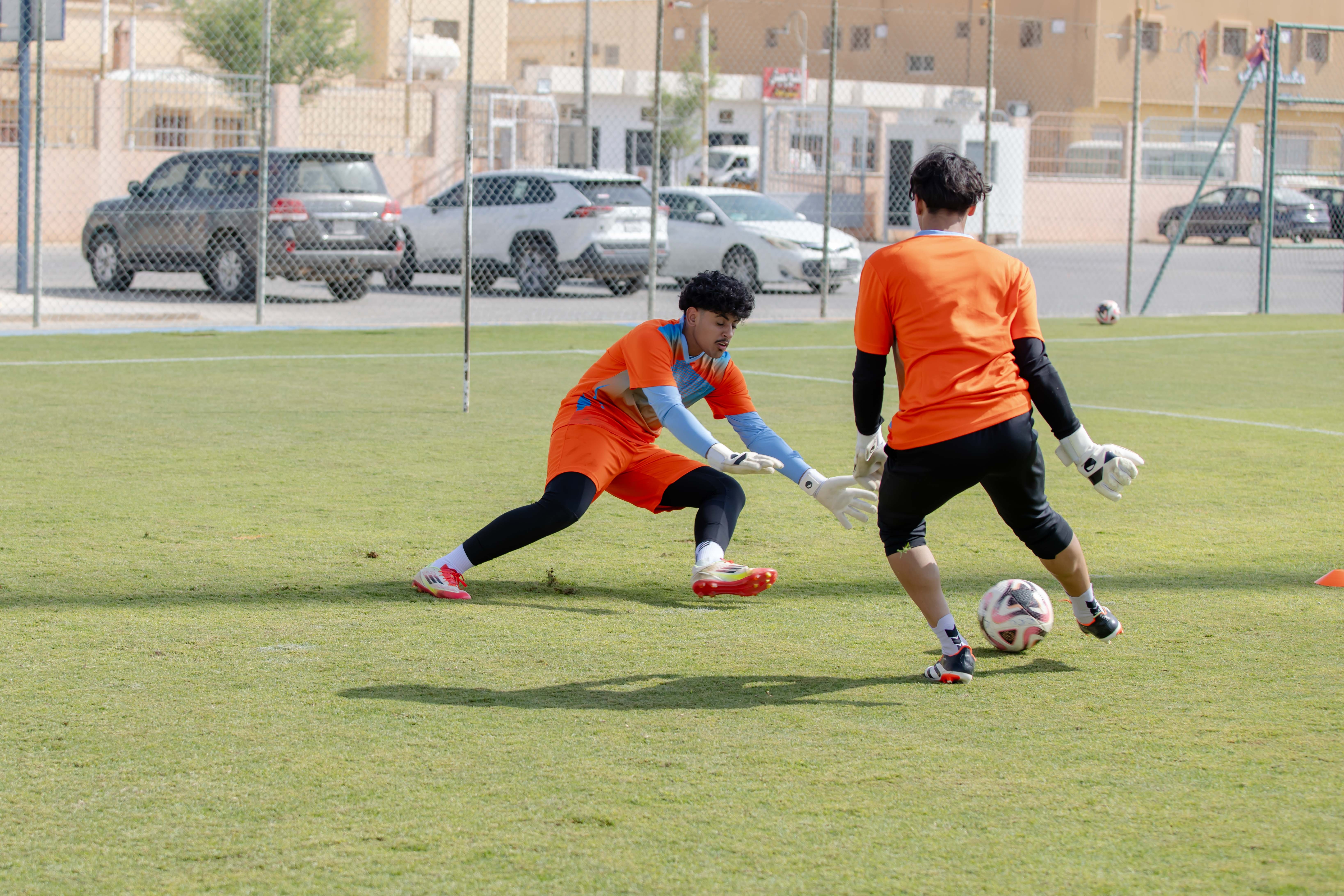 الفيحاء تحت 17 سنة يجري تمرينه الرئيس لمواجهة نظيره نادي الامجاد