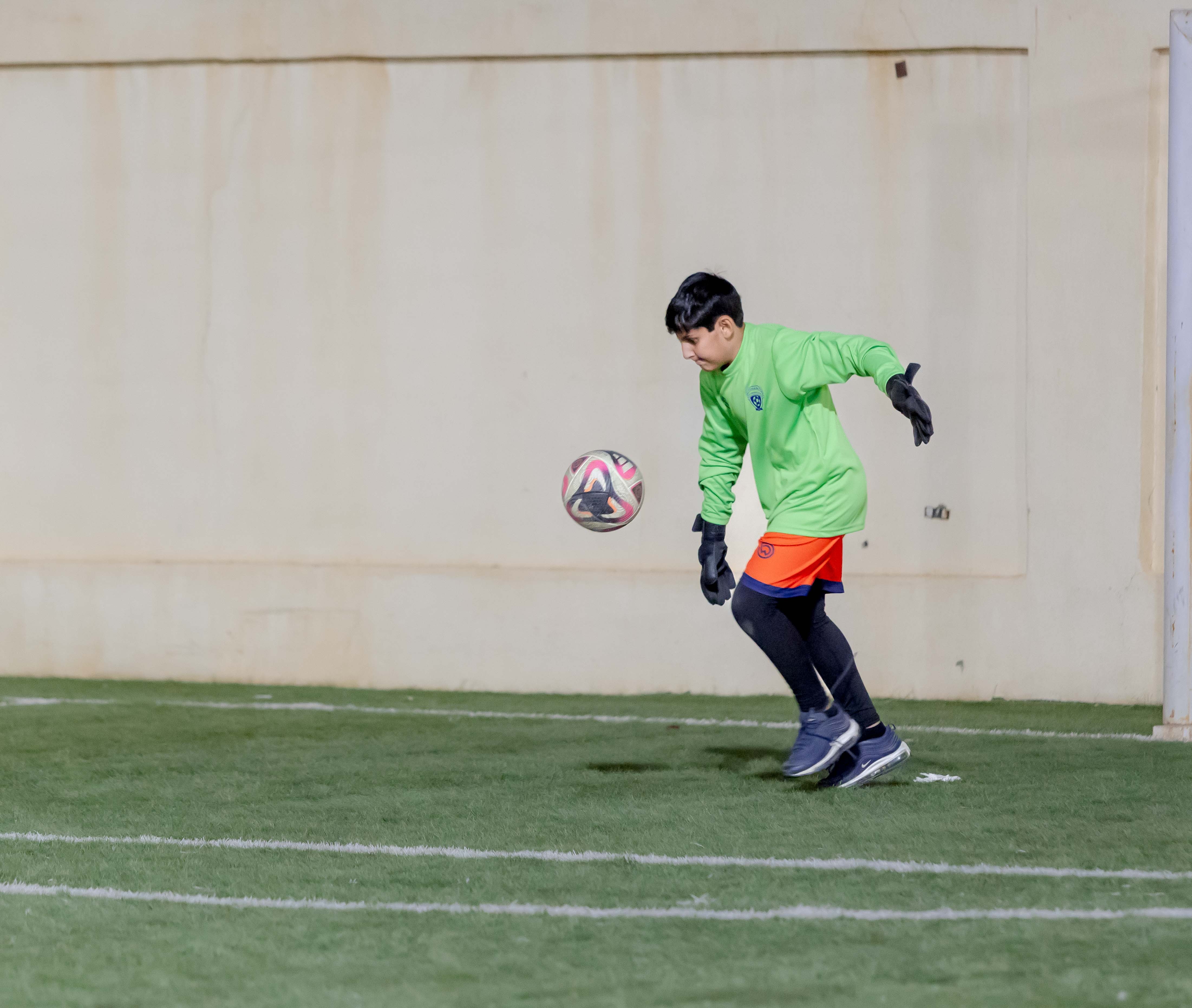 اكاديمية الفيحاء تقيم مناورة ودية