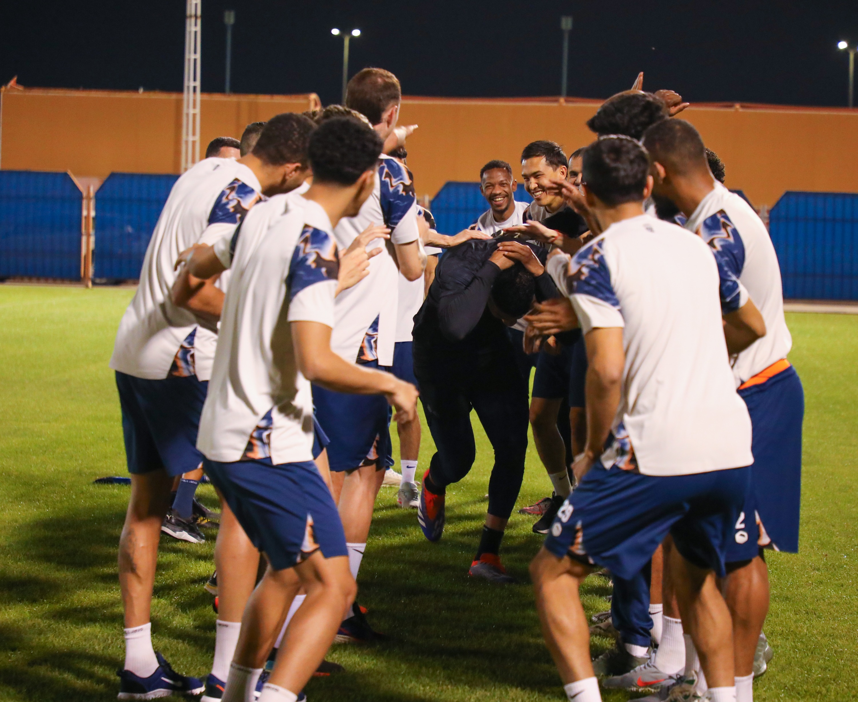 الفيحاء يواصل استعداداته لمواجهة الفتح ضمن الجولة 26 من دوري روشن السعودي