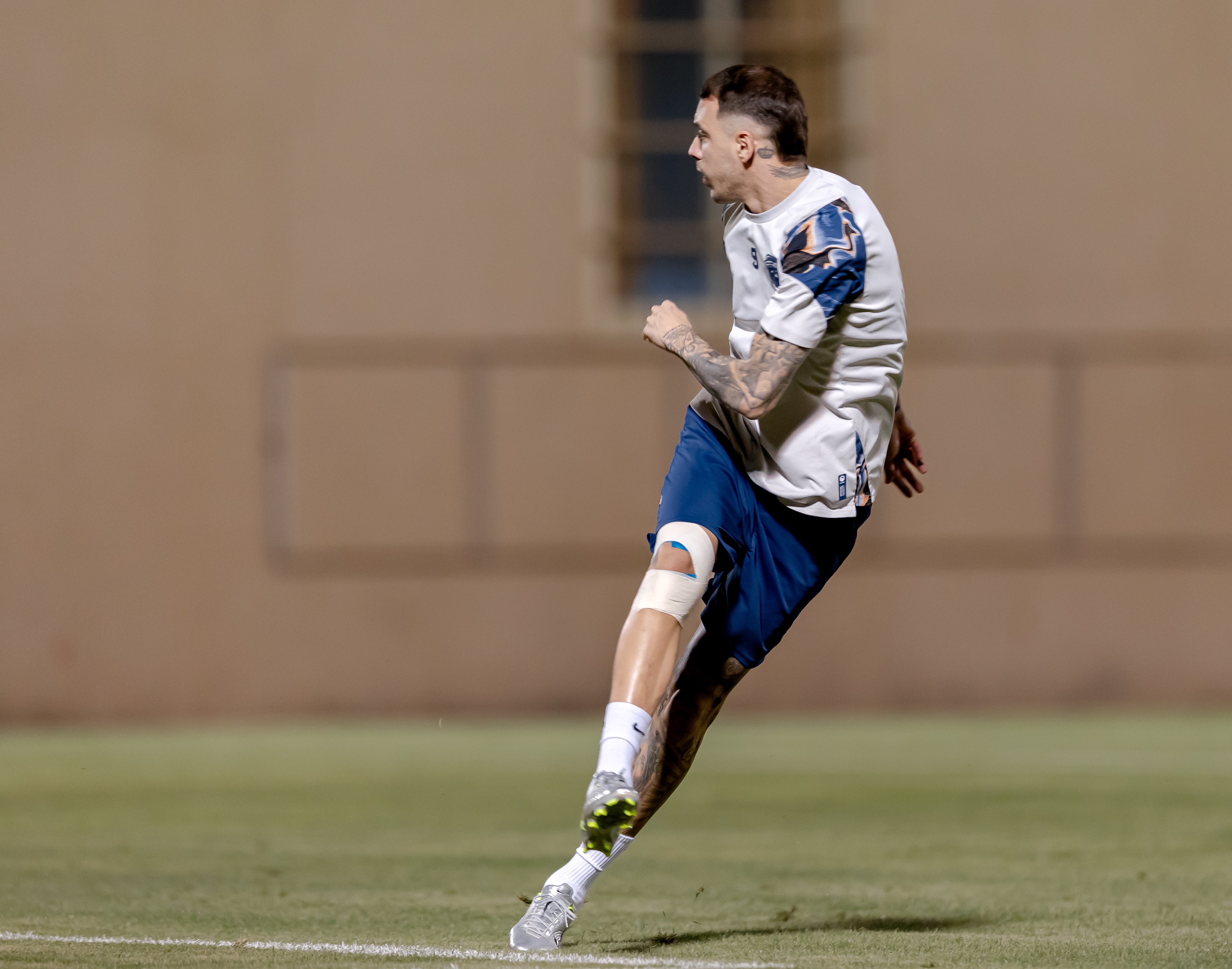 الفيحاء يحري تمرينه الرئيس لمواجهة الأهلي ضمن الجولة الثامنة والعشرين من دوري روشن السعودي