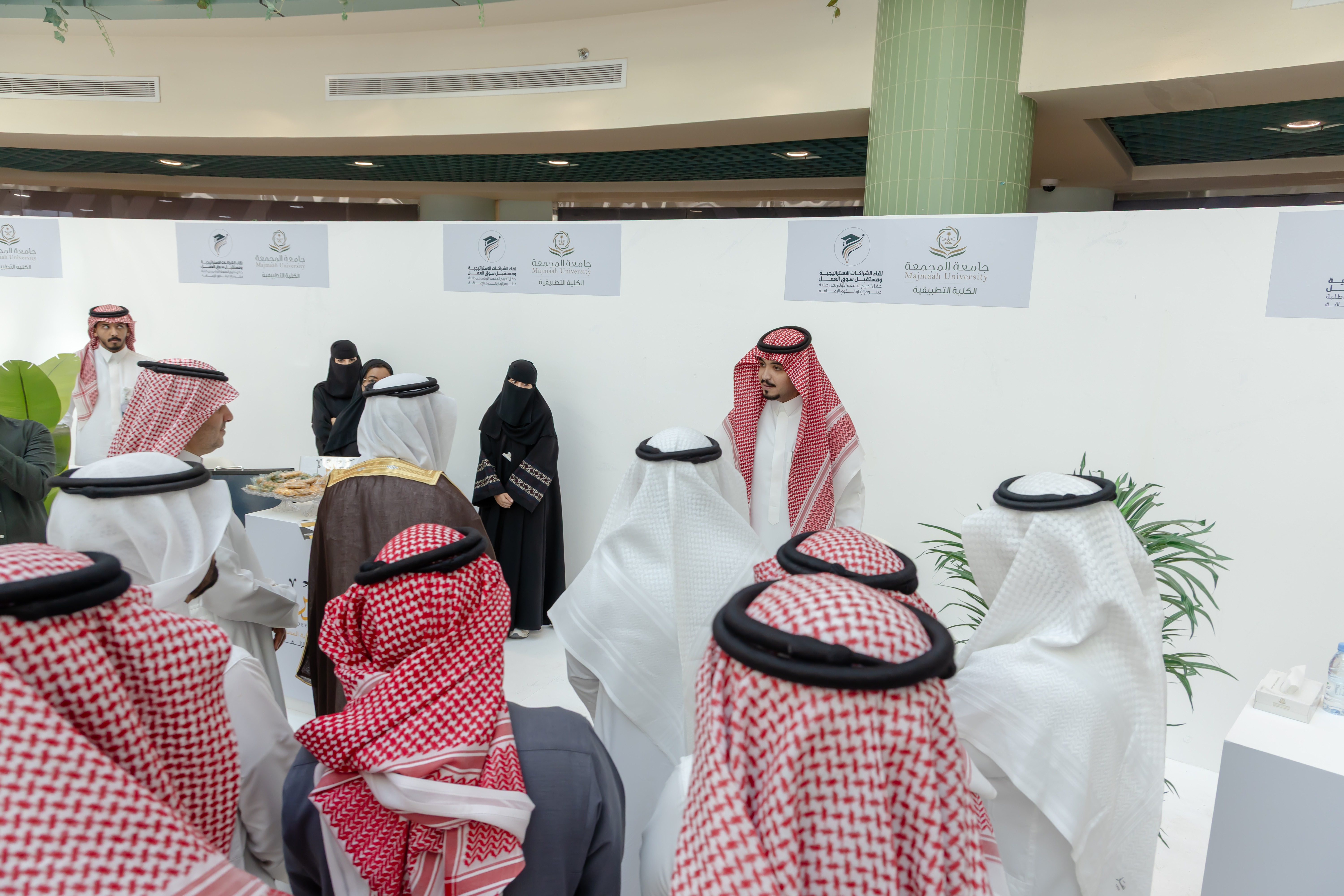 نادي الفيحاء يشارك في لقاء الشراكات الاستراتيجية ومستقبل سوق العمل بجامعة المجمعة