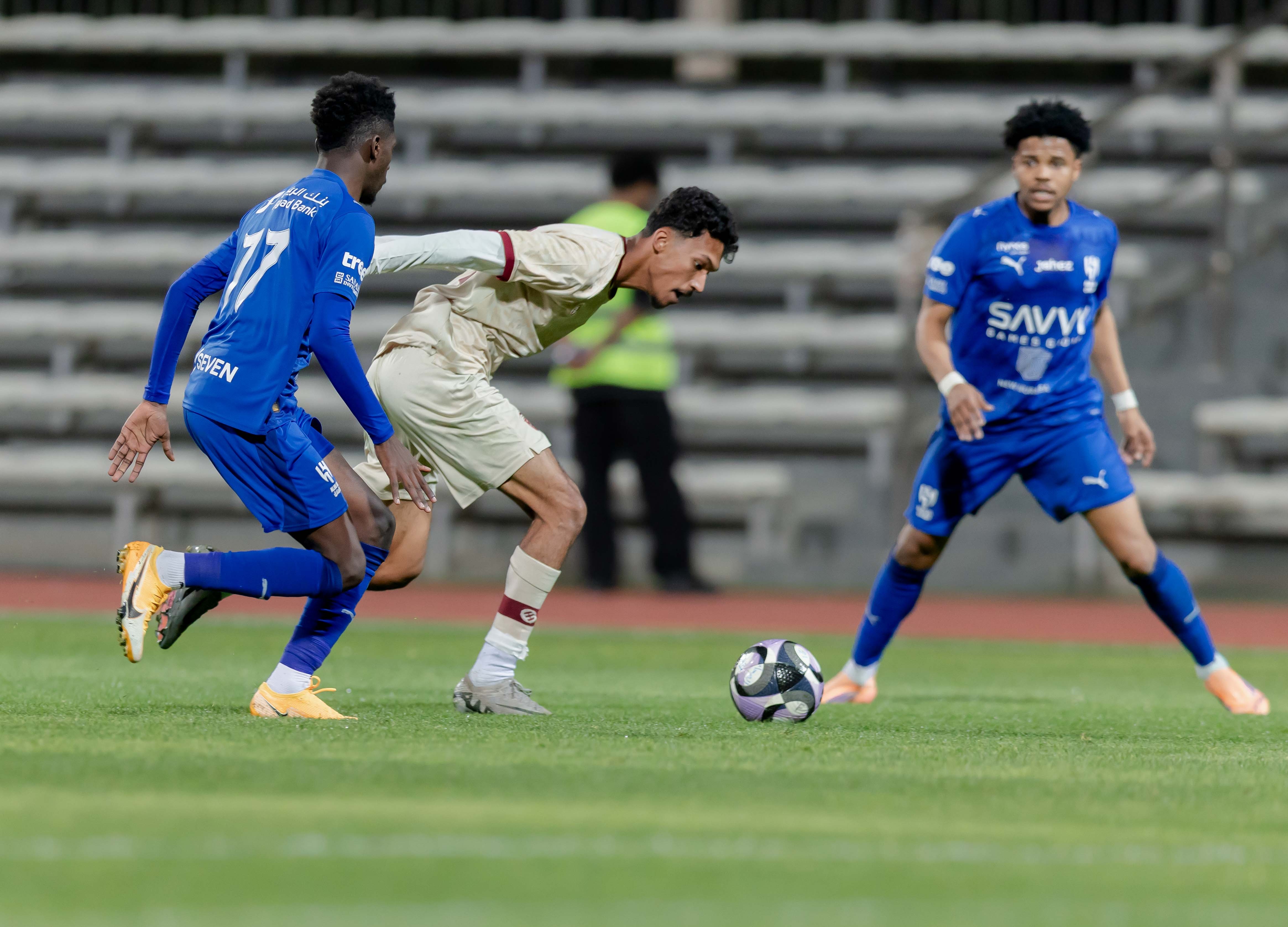 الفيحاء تحت 21 عامًا يخسر لقاء نظيره الهلال ضمن الجولة الثالثة عشر من دوري جوي للنخبة U21 .