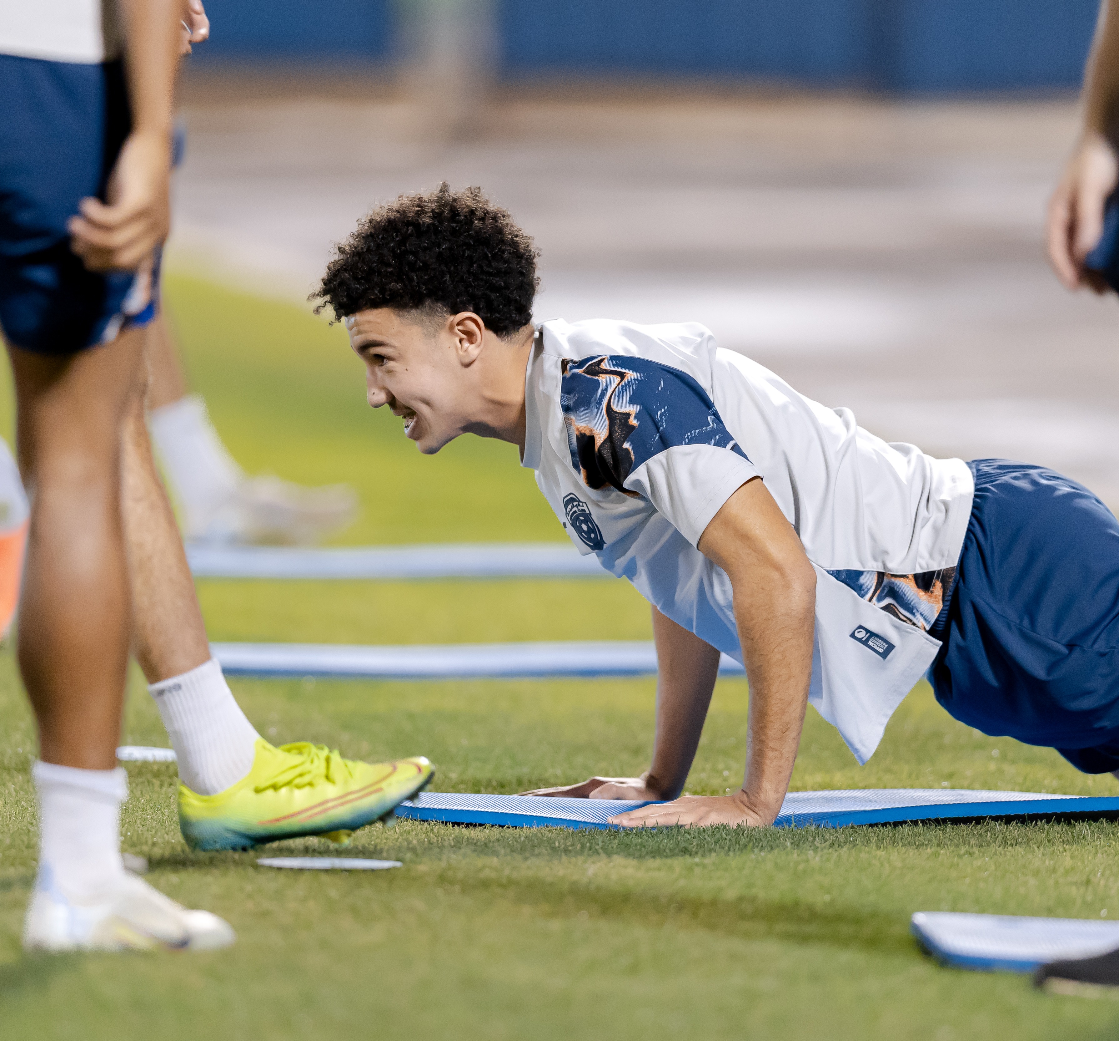 الفيحاء يعود للتدريبات عقب الراحة بتمارين استرجاعية ومناورة فنية