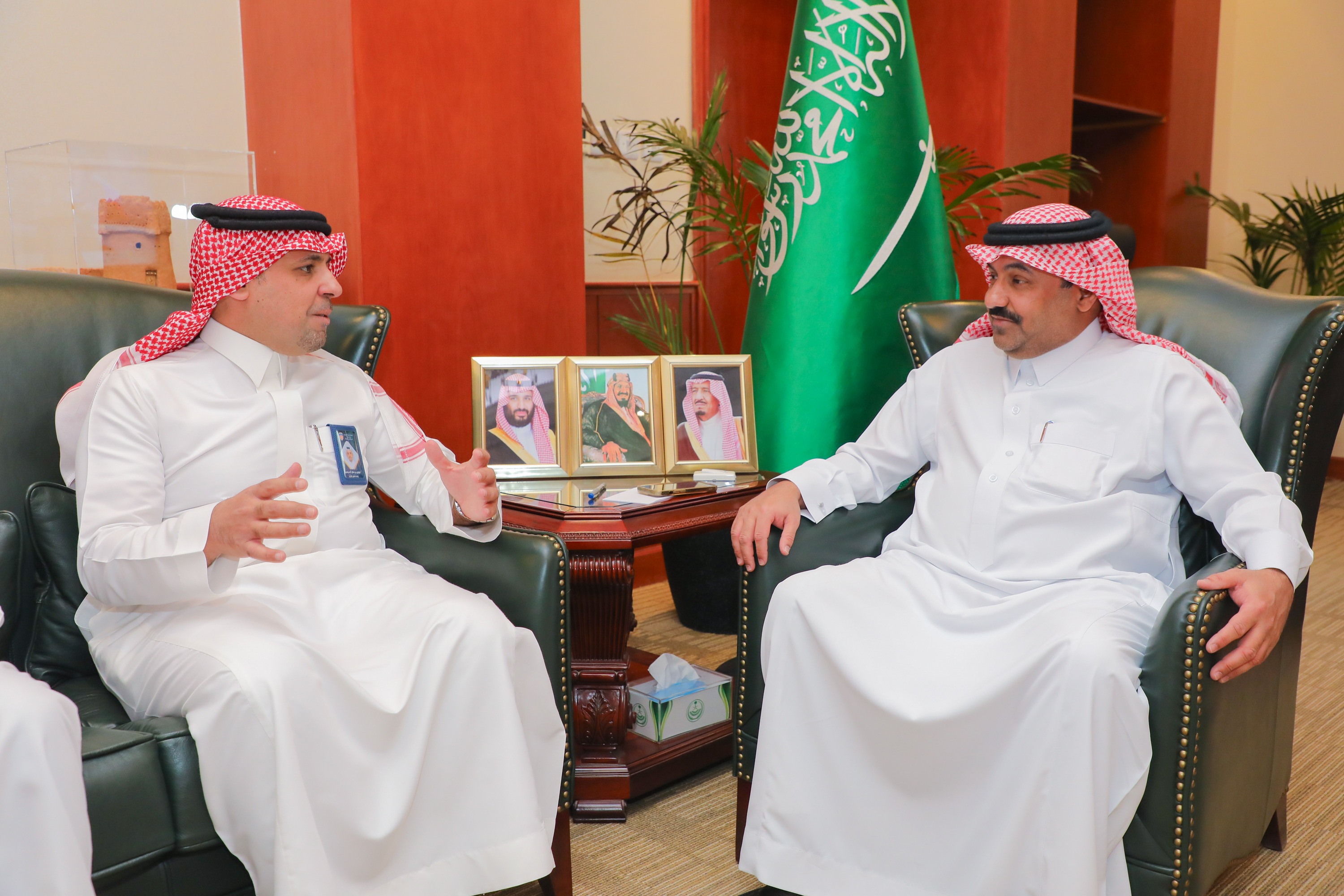 محافظ المجمعة يستقبل رئيس وأعضاء مجلس إدارة نادي الفيحاء