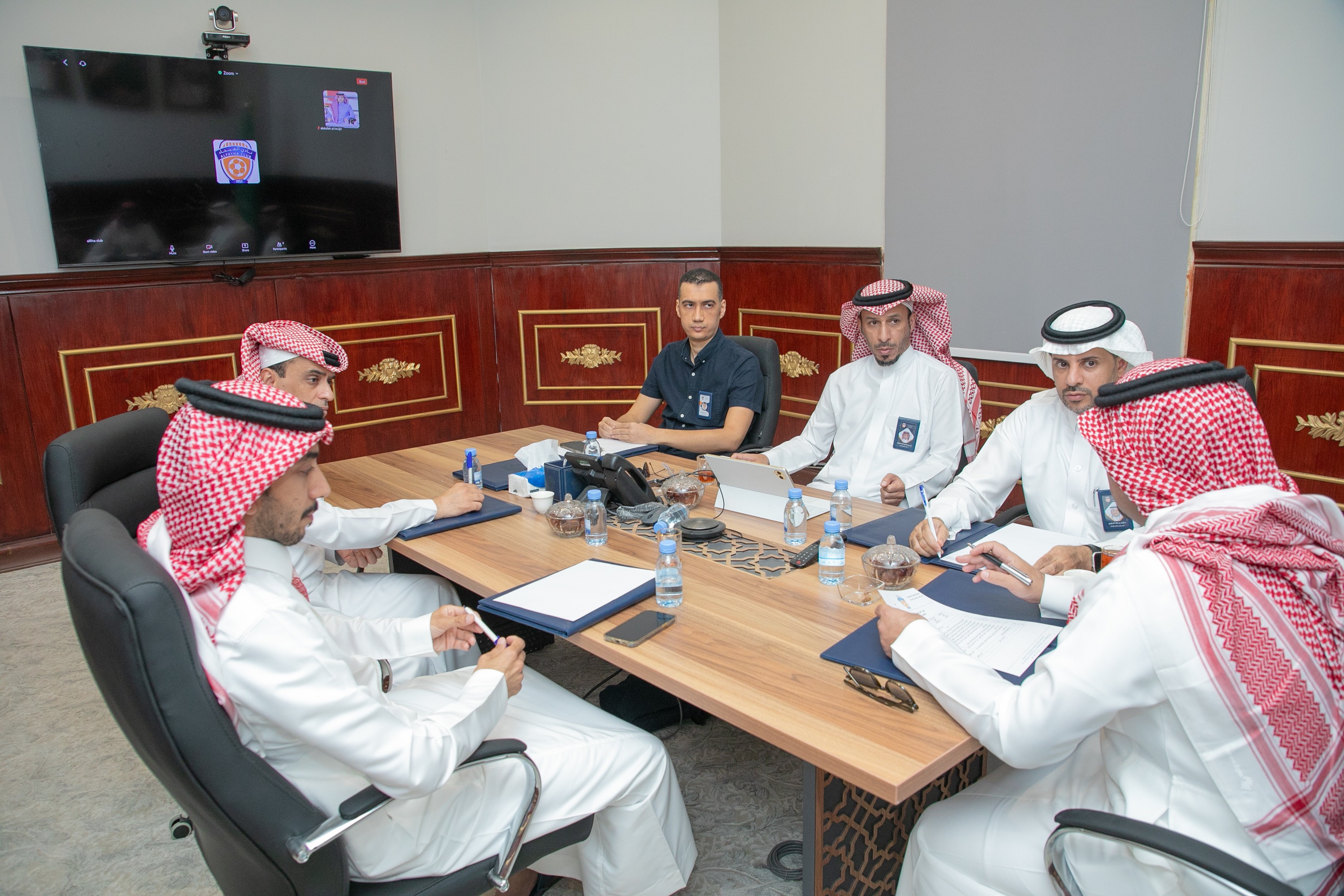 مجلس إدارة النادي يعقد اجتماعه الدوري