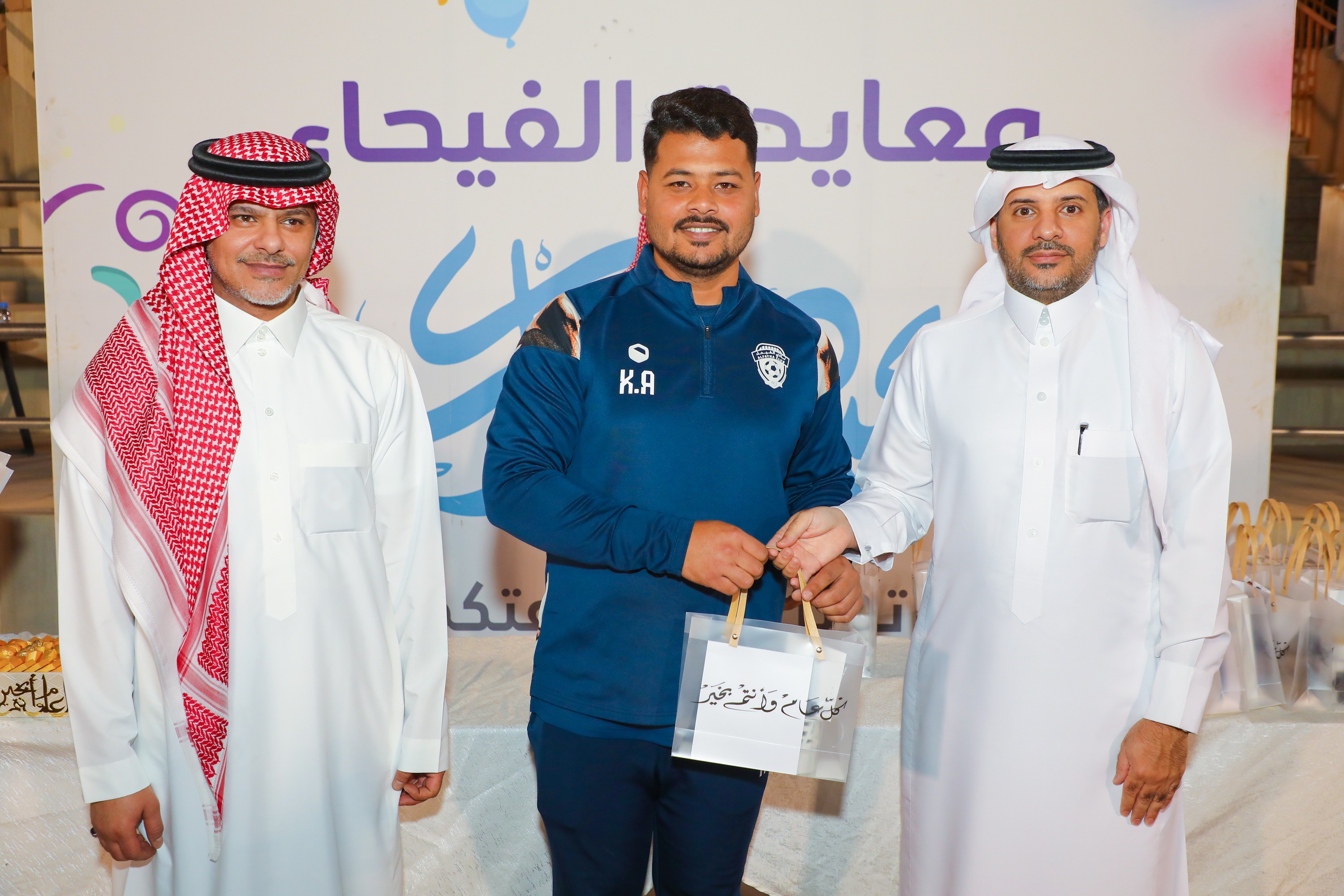 الفيحاء يستأنف تدريباته ويقيم حفل معايدة لمنسوبي الفريق الأول لكرك القدم