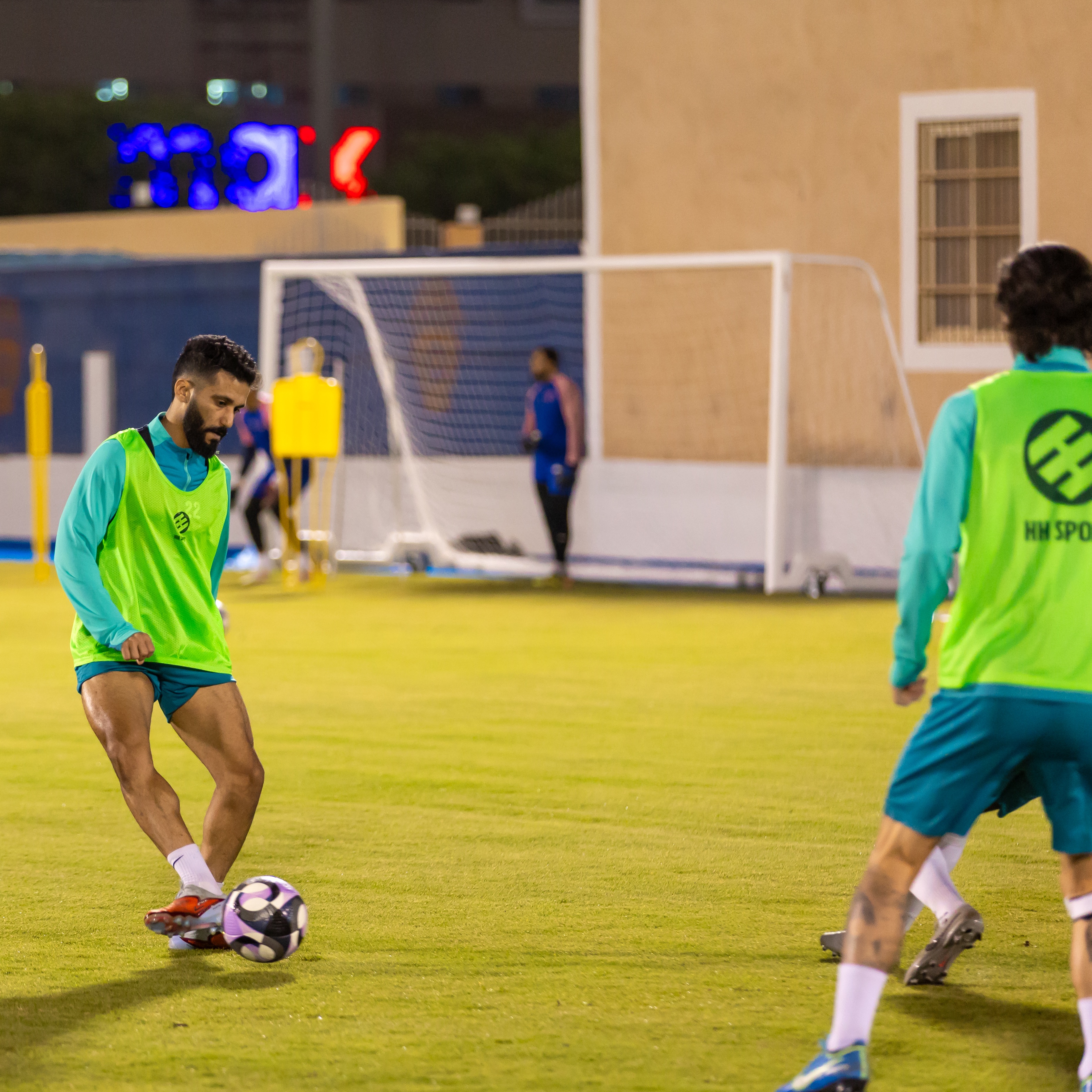 الفيحاء يواصل استعداداته لمواجهة الأخدود ضمن الجولة الثامنة من دوري روشن السعودي