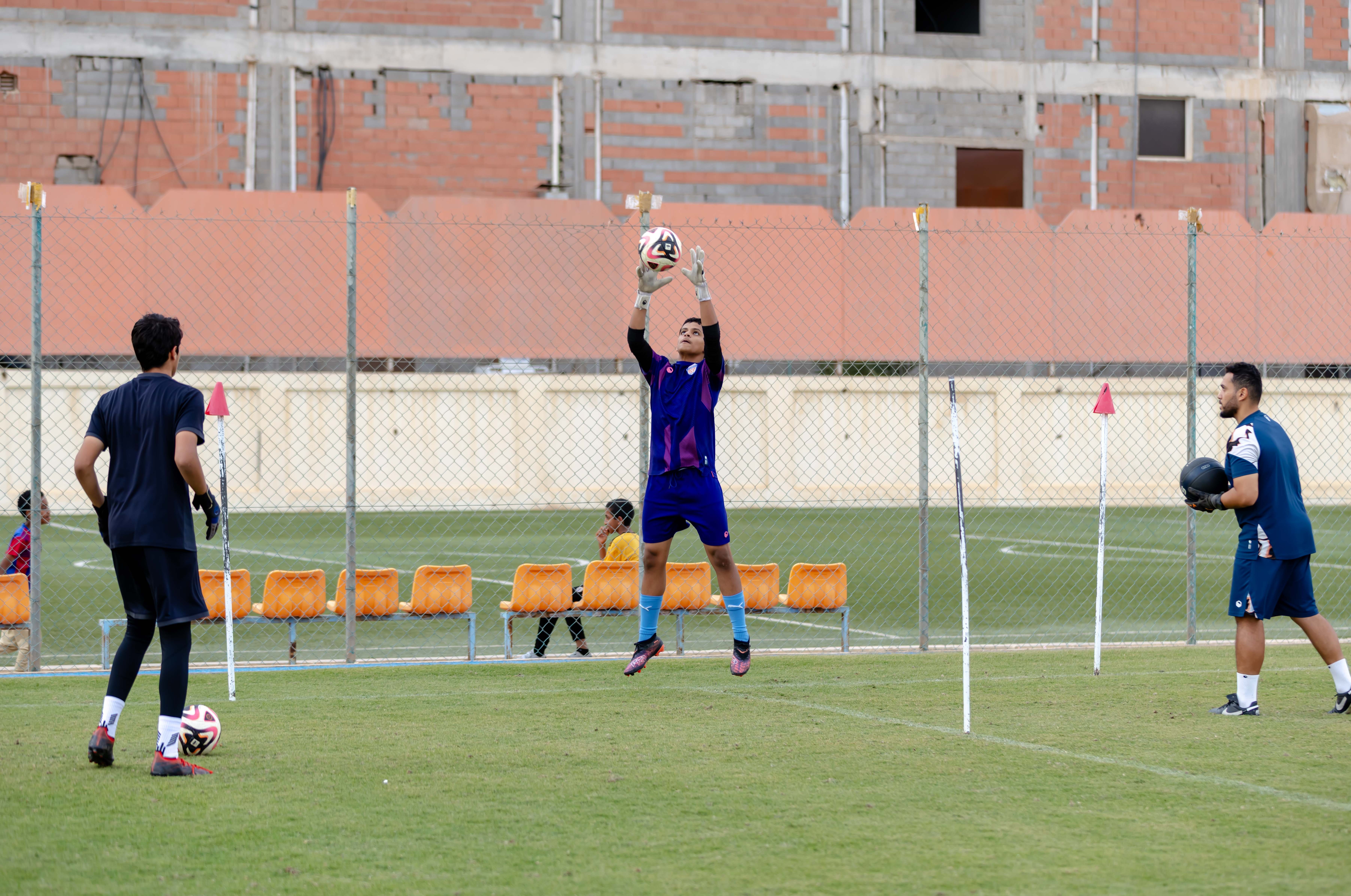 الفيحاء تحت 15 سنة يجري تمرينه الرئيس لمواجهة نظيره نادي الهلال