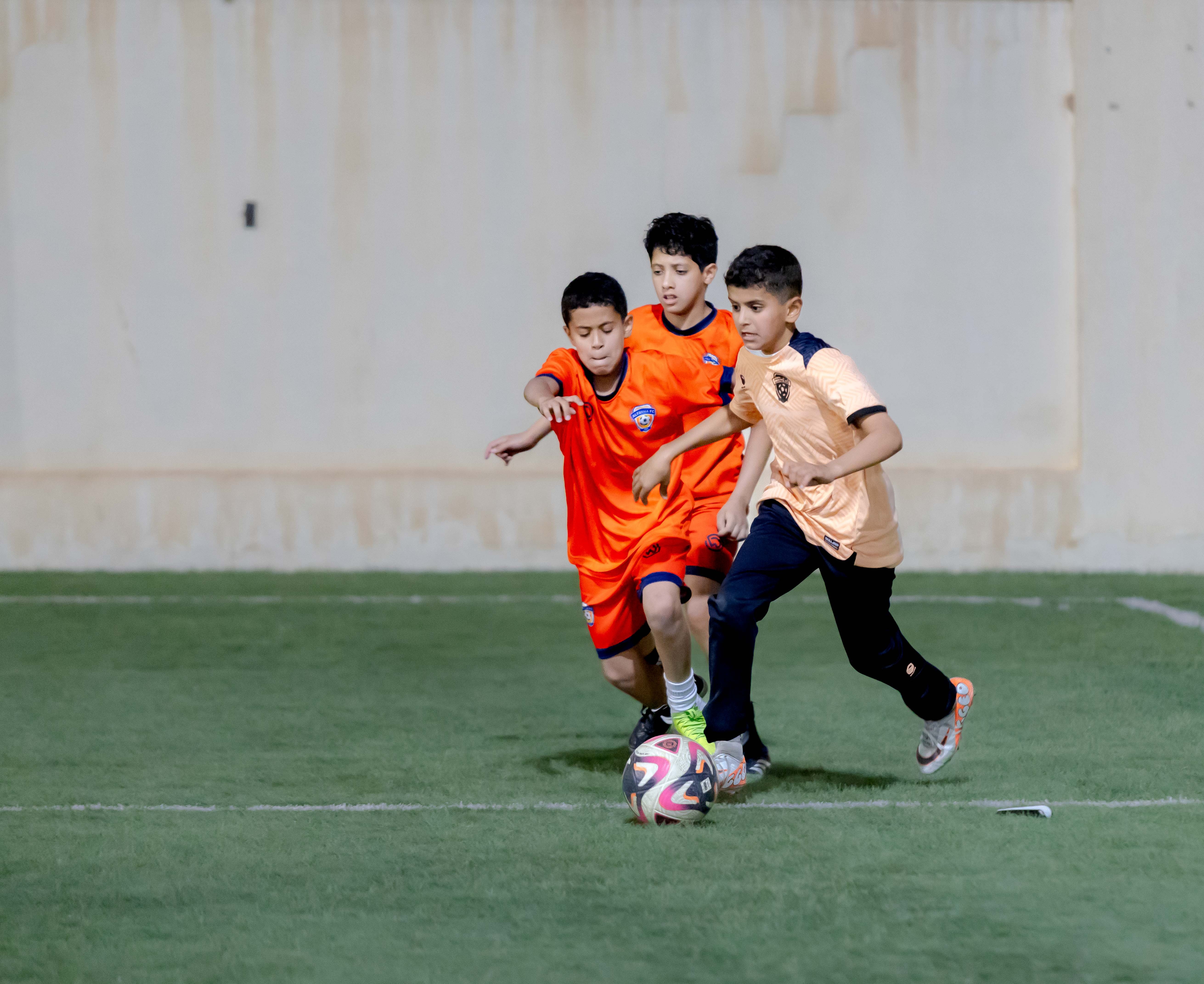 اكاديمية الفيحاء تقيم مناورة ودية