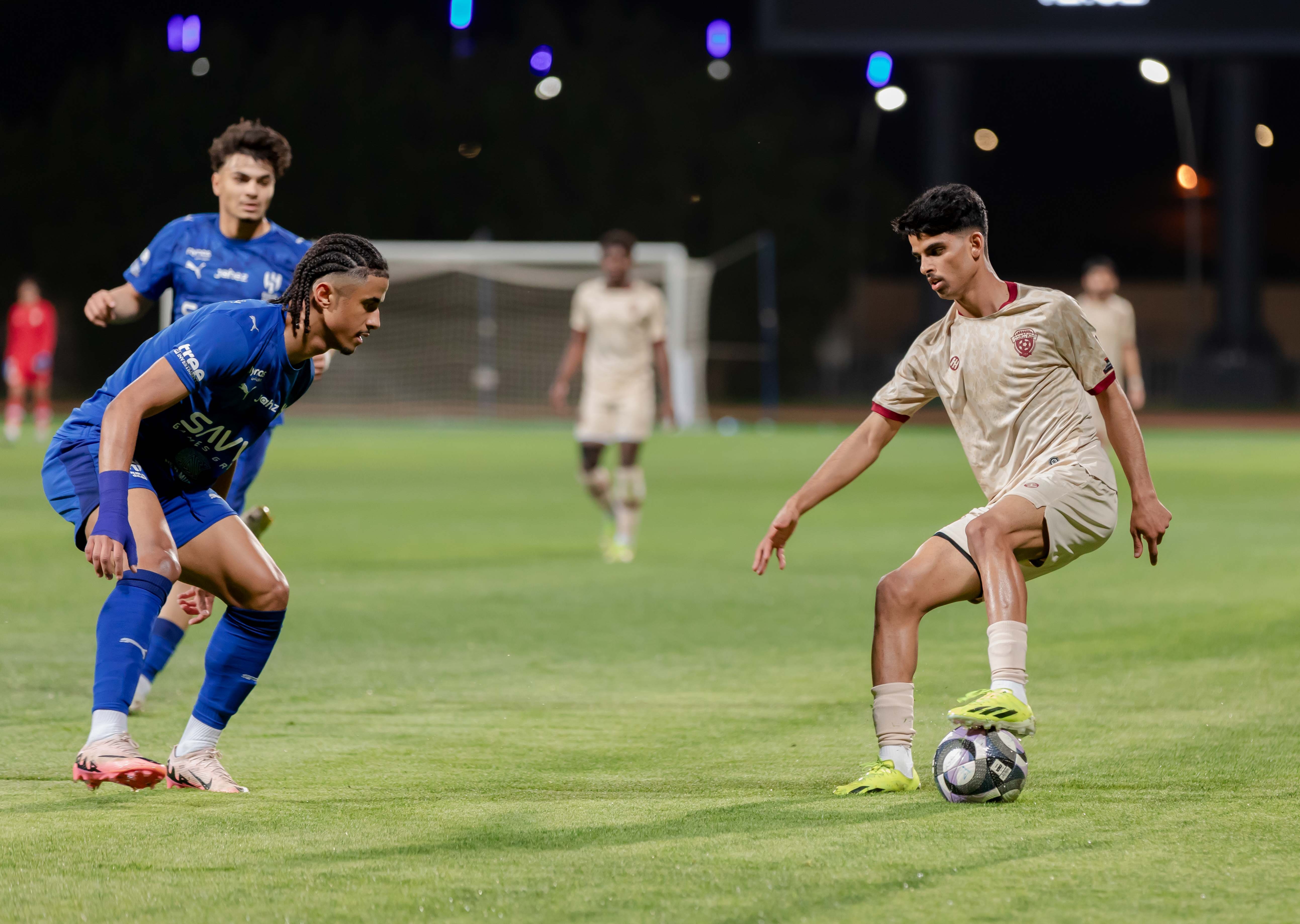 الفيحاء تحت 21 عامًا يخسر لقاء نظيره الهلال ضمن الجولة الثالثة عشر من دوري جوي للنخبة U21 .