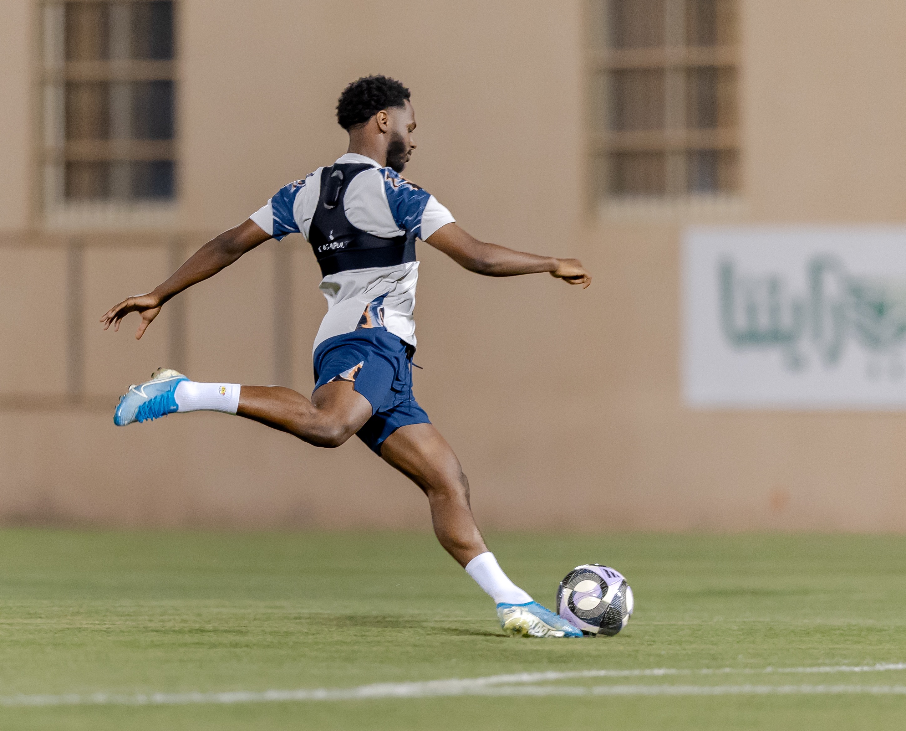 الفيحاء يحري تمرينه الرئيس لمواجهة الأهلي ضمن الجولة الثامنة والعشرين من دوري روشن السعودي