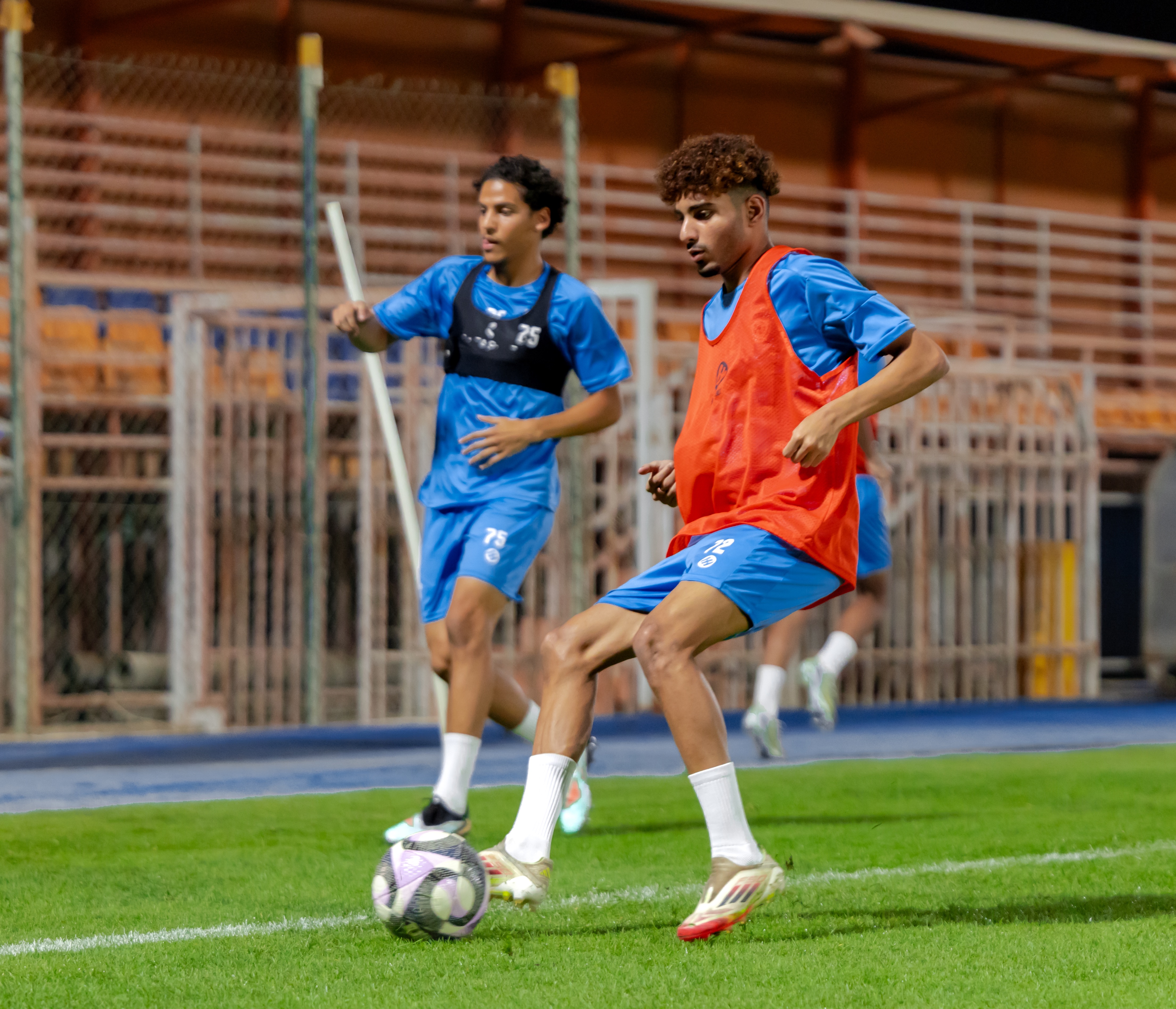 الفيحاء يواصل تدريباته اليومية في مقر النادي