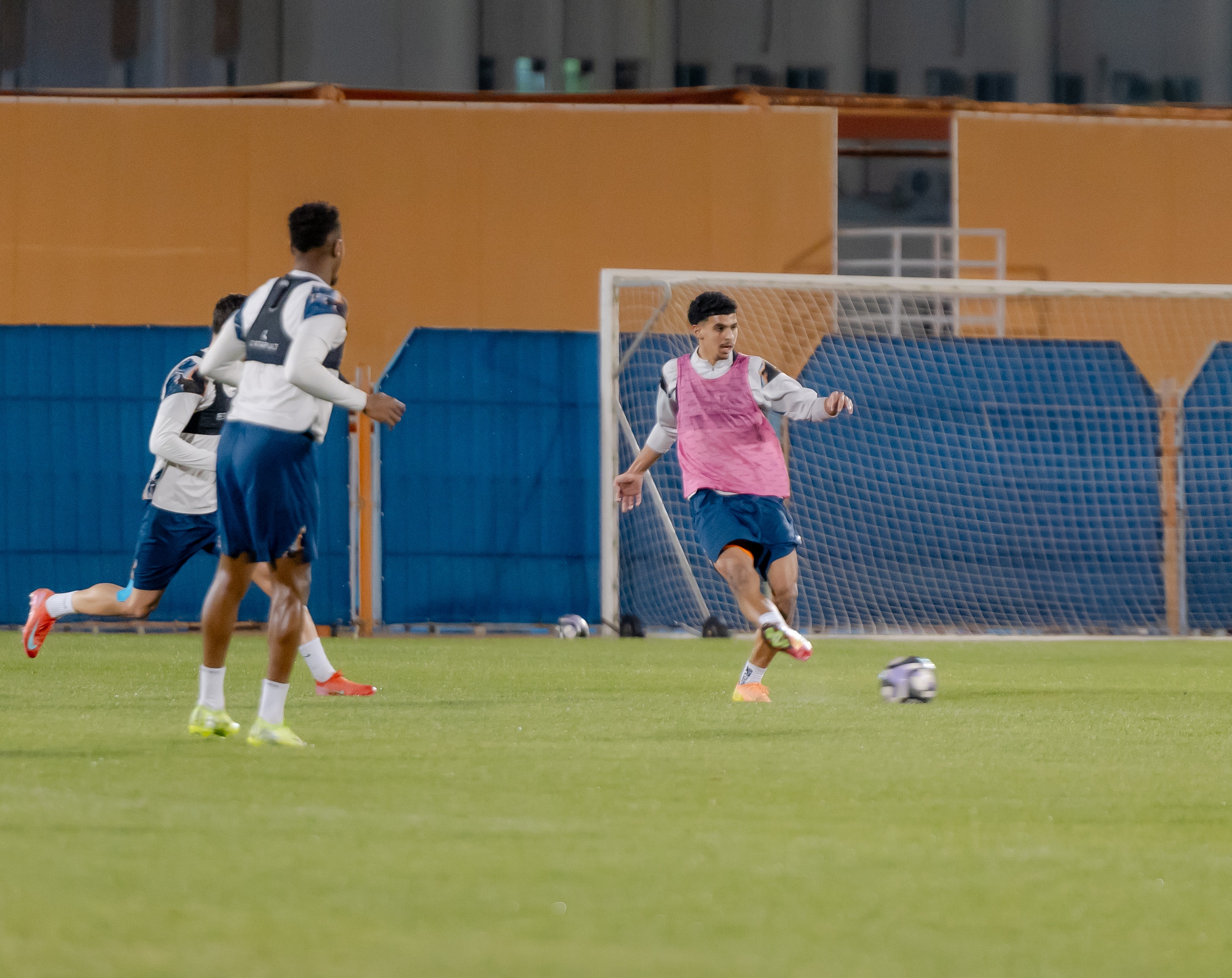 الفيحاء يواصل استعداداته بمناورة رسمية